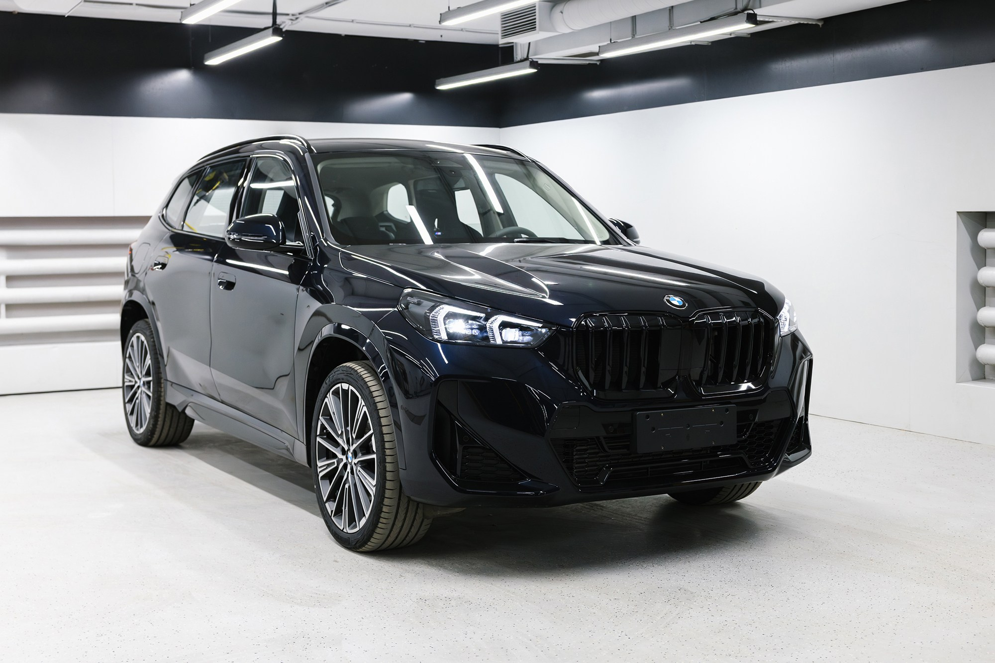 BMW X1 25Li. Новые автомобили