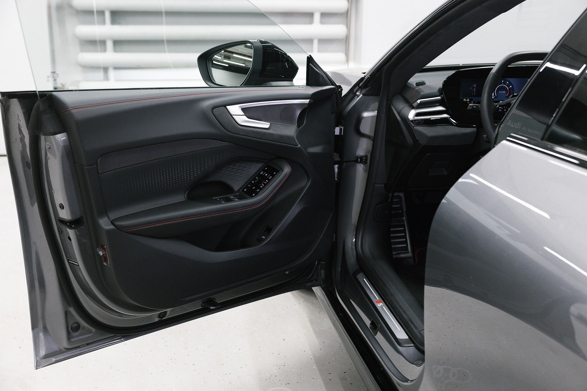 Audi A5  40 TFSI 2.0 quattro S tronic (204 л. с.). Автосалон «Х-Авто»