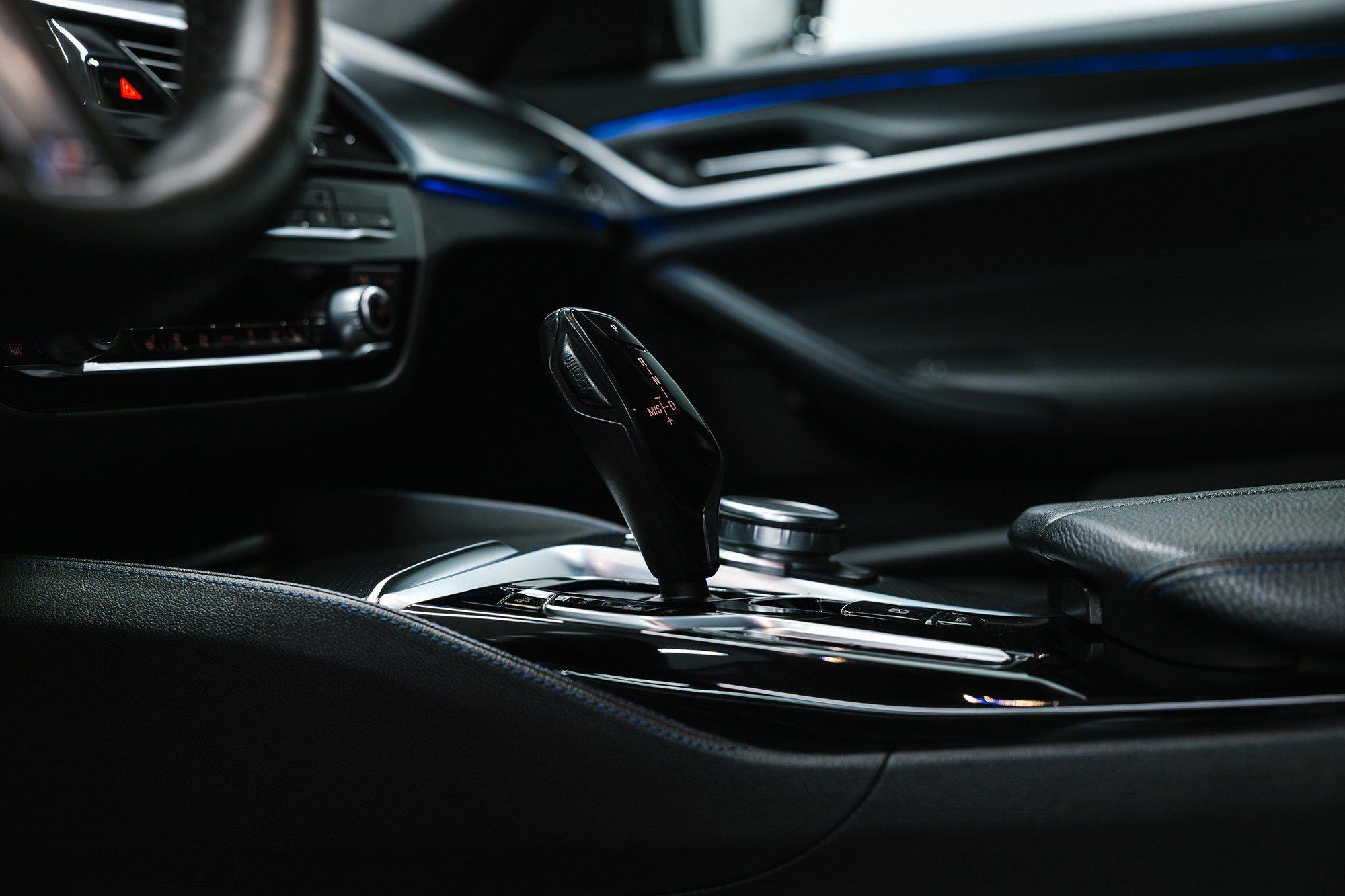 BMW 5 серия 2.0 AT, 2021, 136 265 км BMW 5 серия 2.0 AT, 2021, 136 265 км 3 800 000 ₽ X-TRADE. Автосалон «Х-Авто»