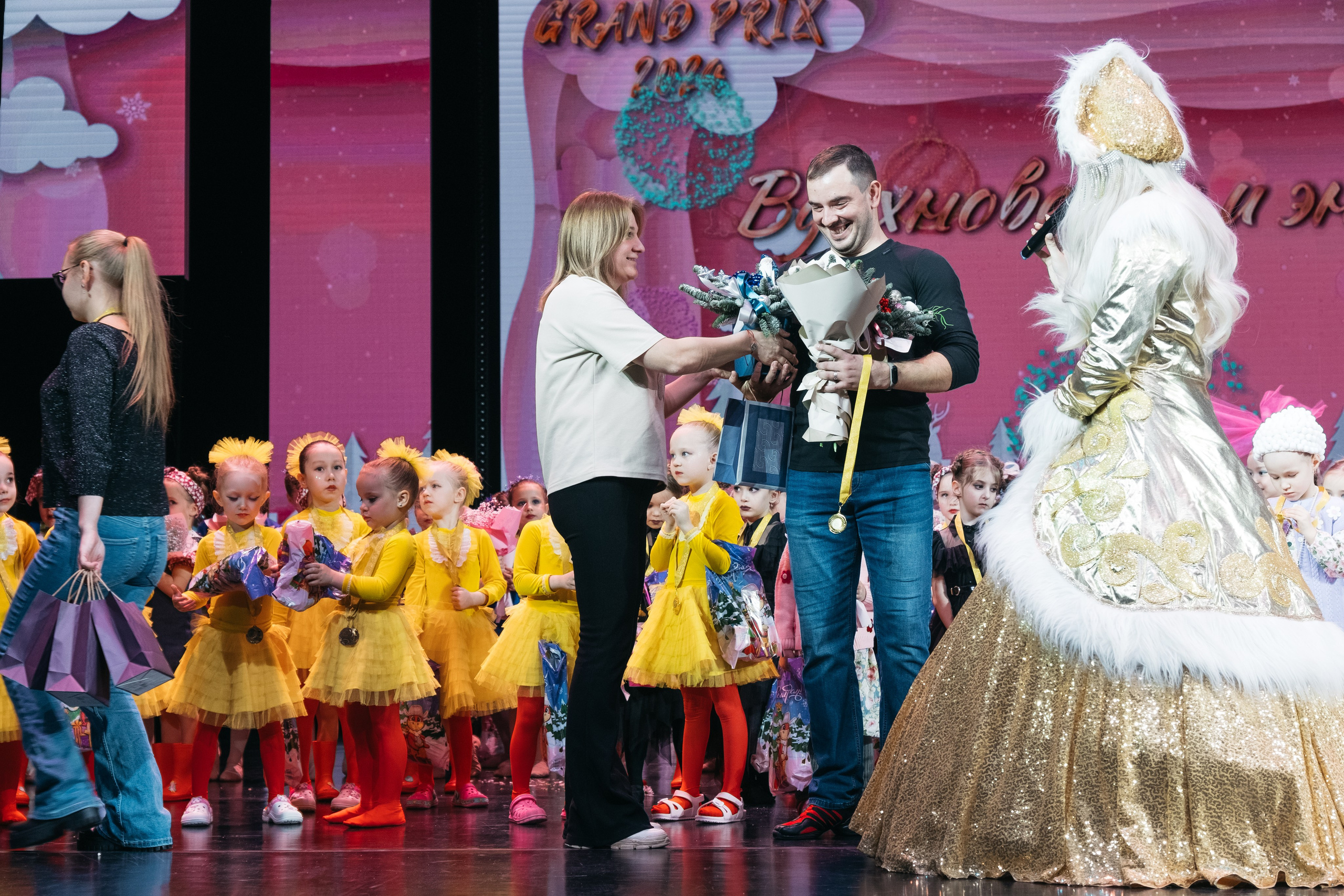 СурГУ 23.12.23. Репортажный и свадебный фотограф в Сургуте