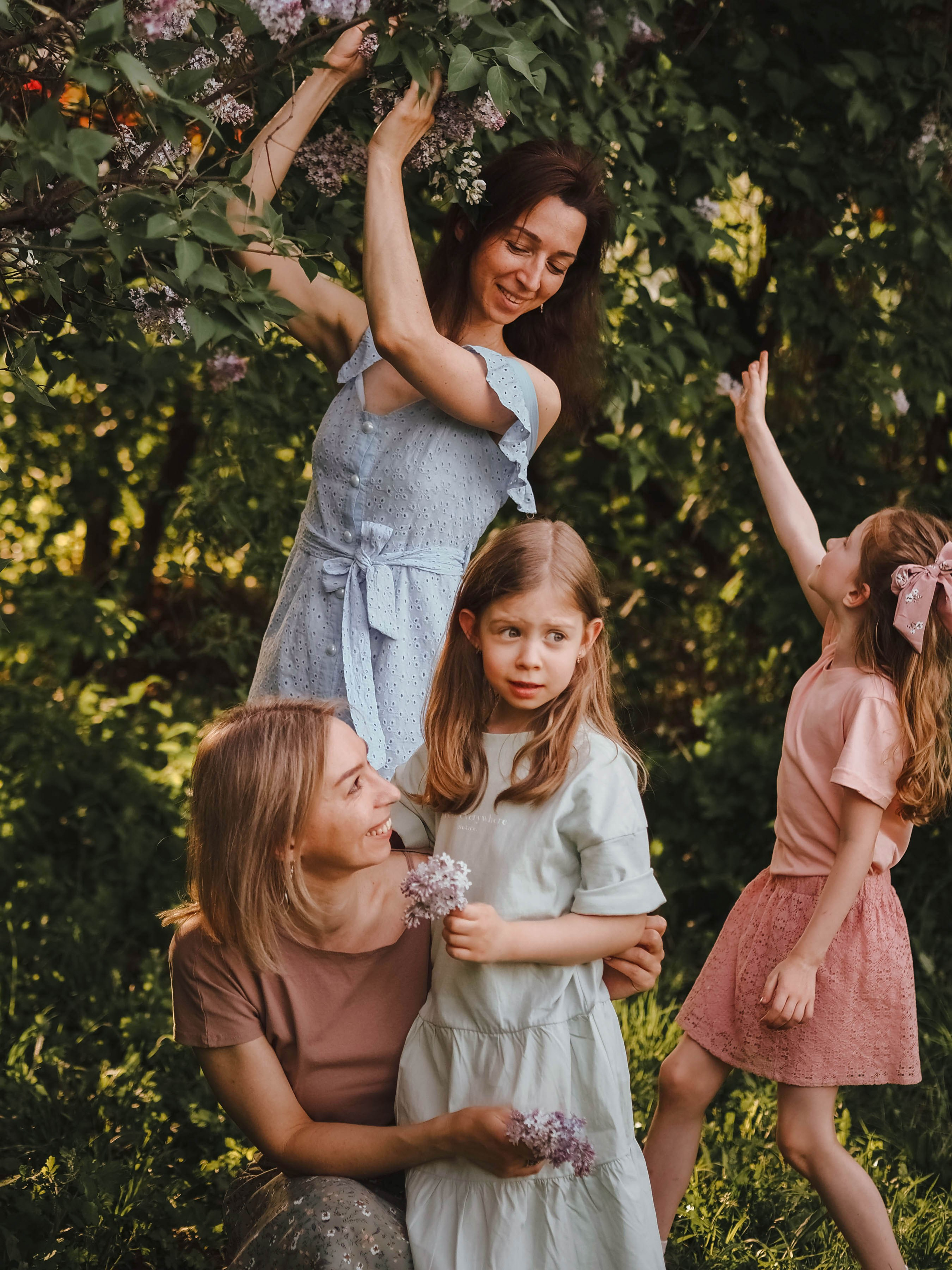 Ева Лиля Аня и Олеся. Семейный фотограф Ольга Барабанова
