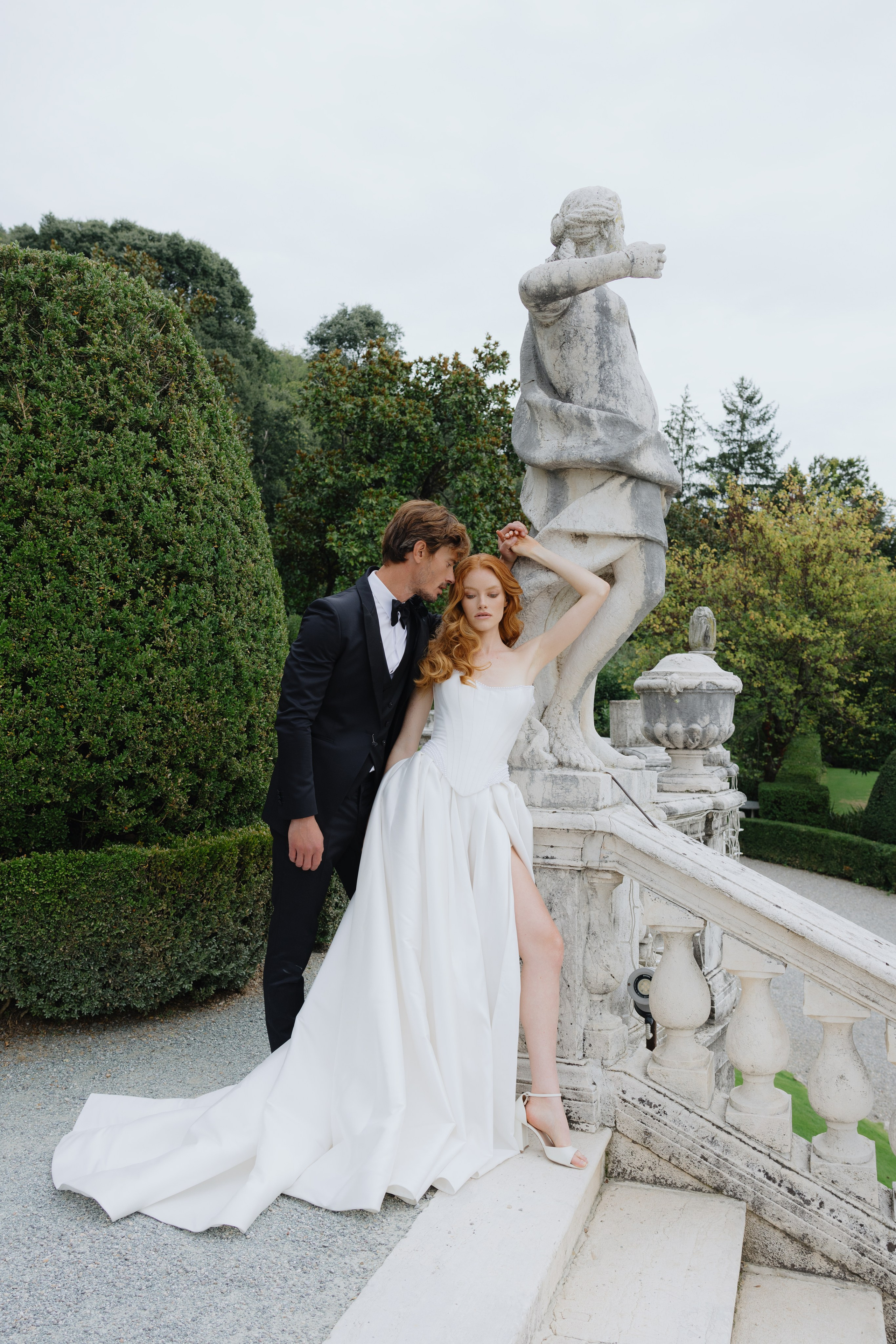Groom portrait inside a historic Italian villa