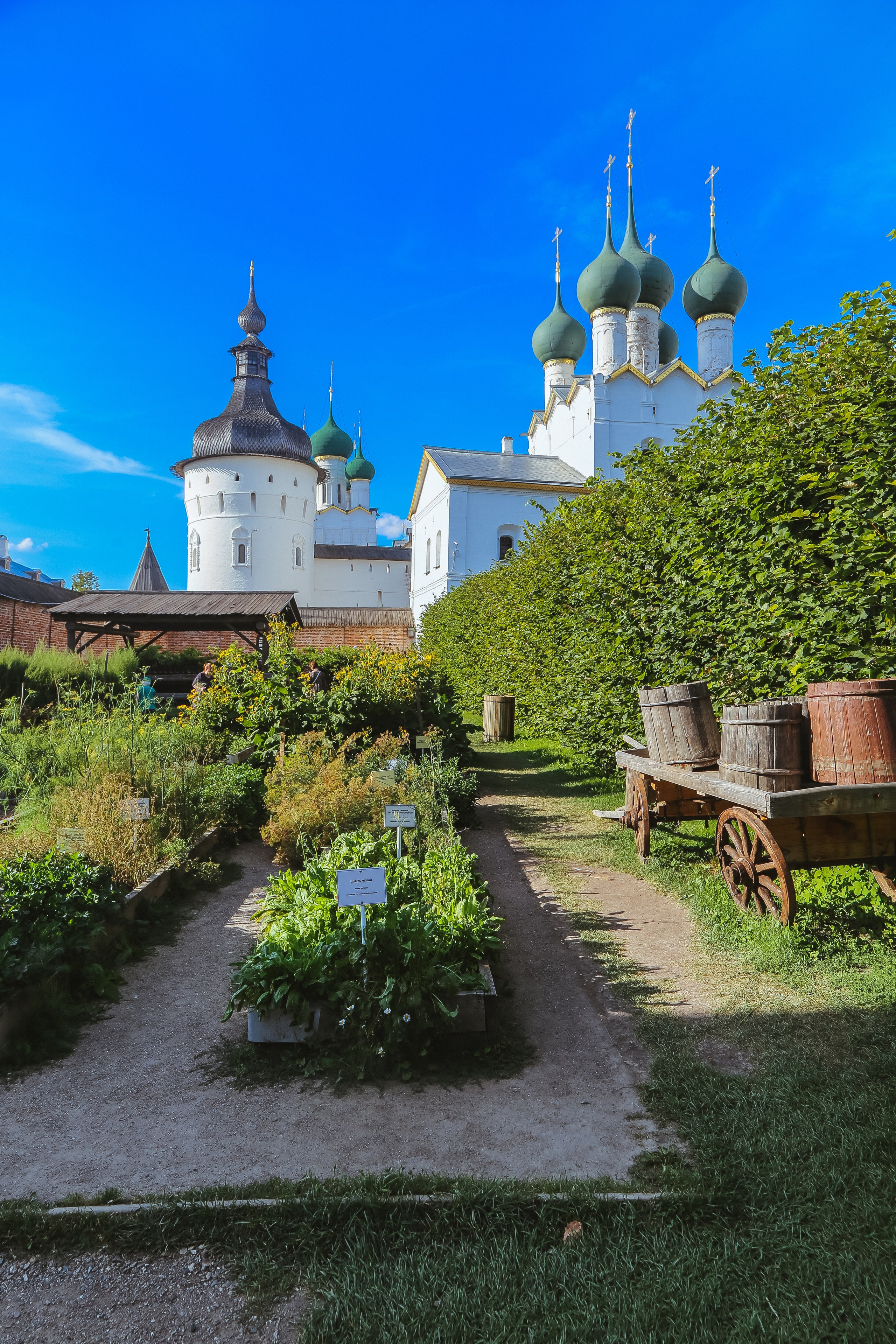 Ростов Великий. Дарья Письменюк / Darya Leitstern — фотограф, музыкант, журналист, путешественник