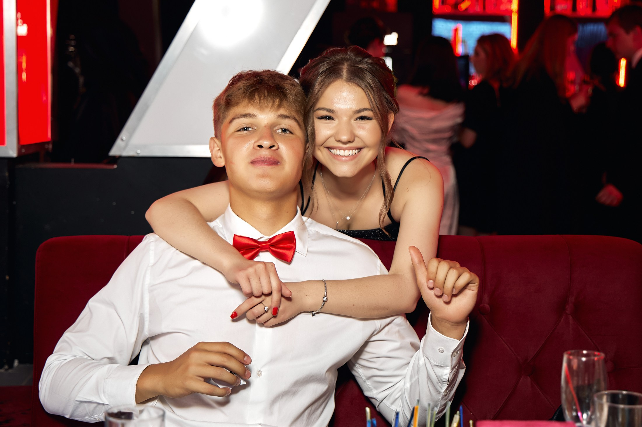 Фотограф на выпускной. Свадебный репортажный и фуд фотограф в Барнауле Гайфулин Виталий