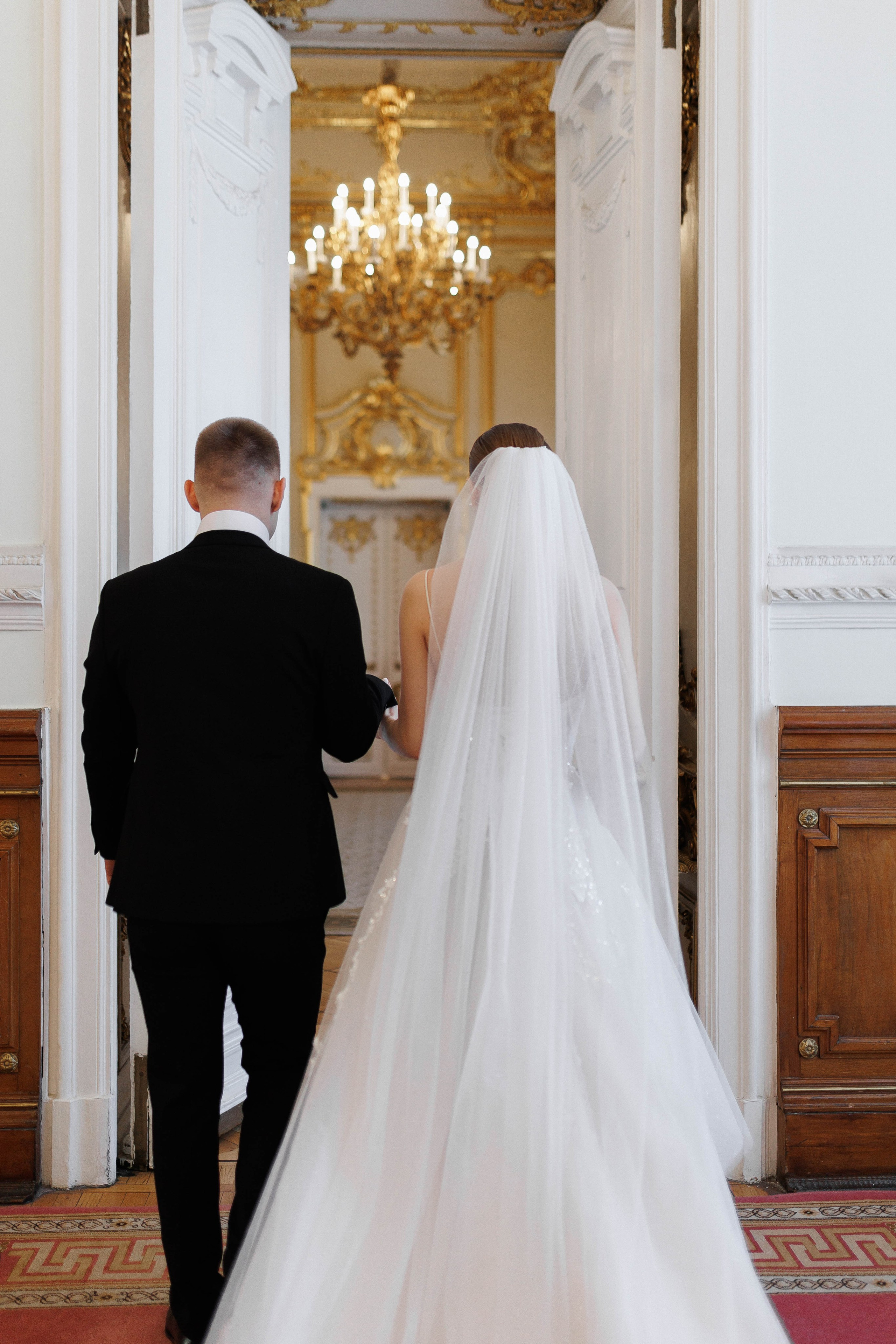 ···. Свадебный фотограф в Санкт-Петербурге Александра Чукавина