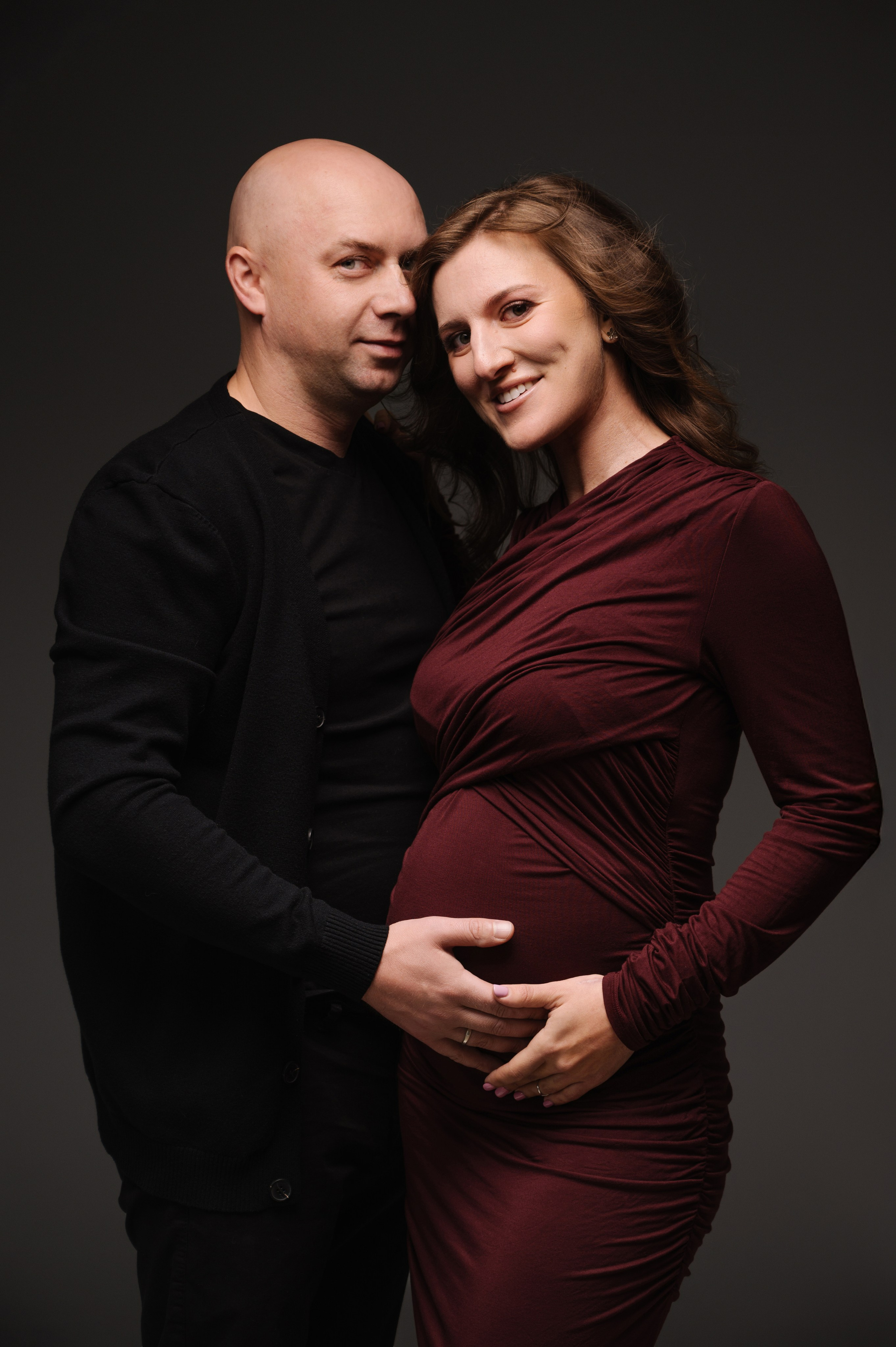 Фотосессия беременности СПб. Профессиональный фотограф беременности в СПБ. Стильные фотосессии беременности в стиле минимализм и классическая фотография