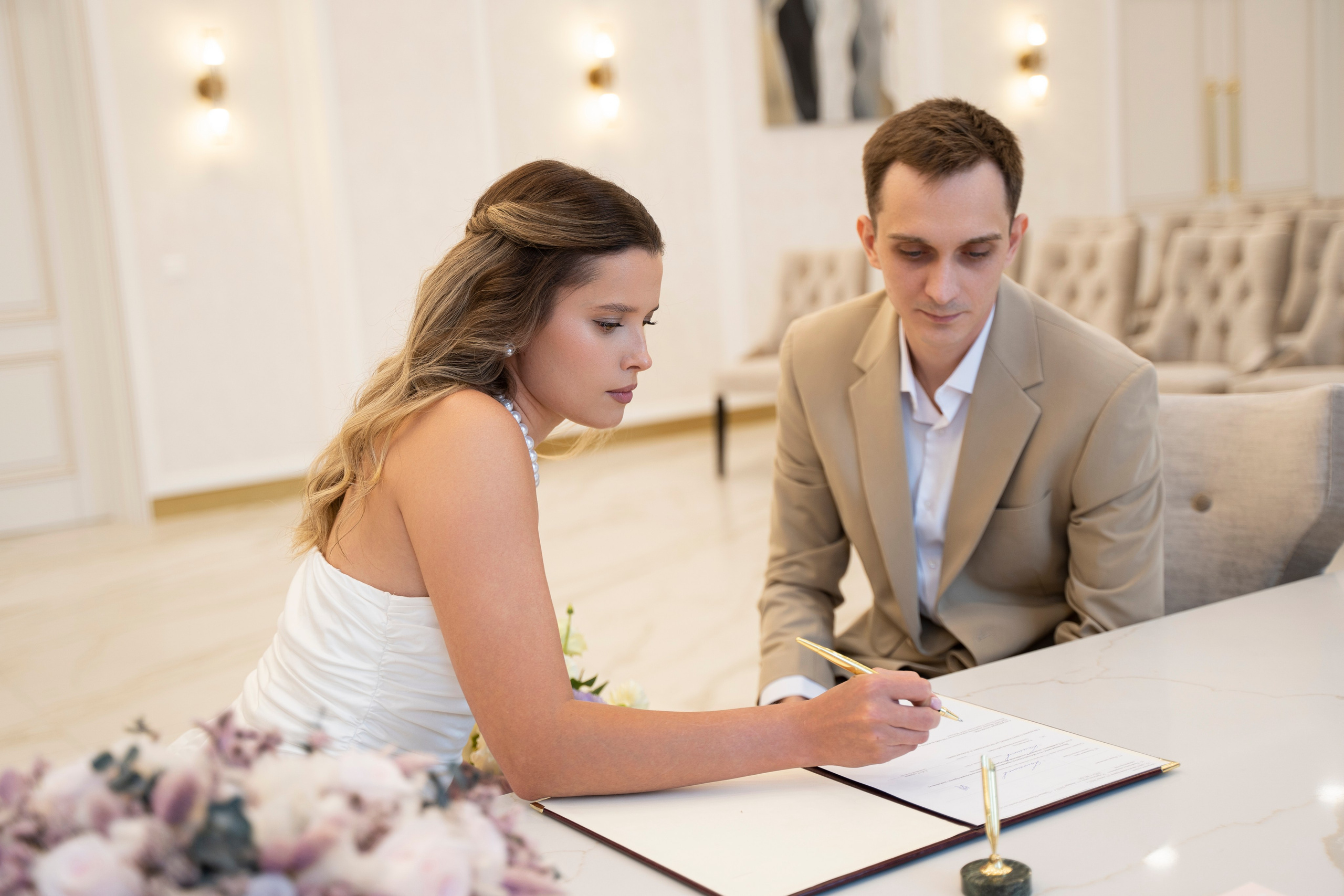 Елена и Владимир. Камерная свадьба в кафе «Рябчик»