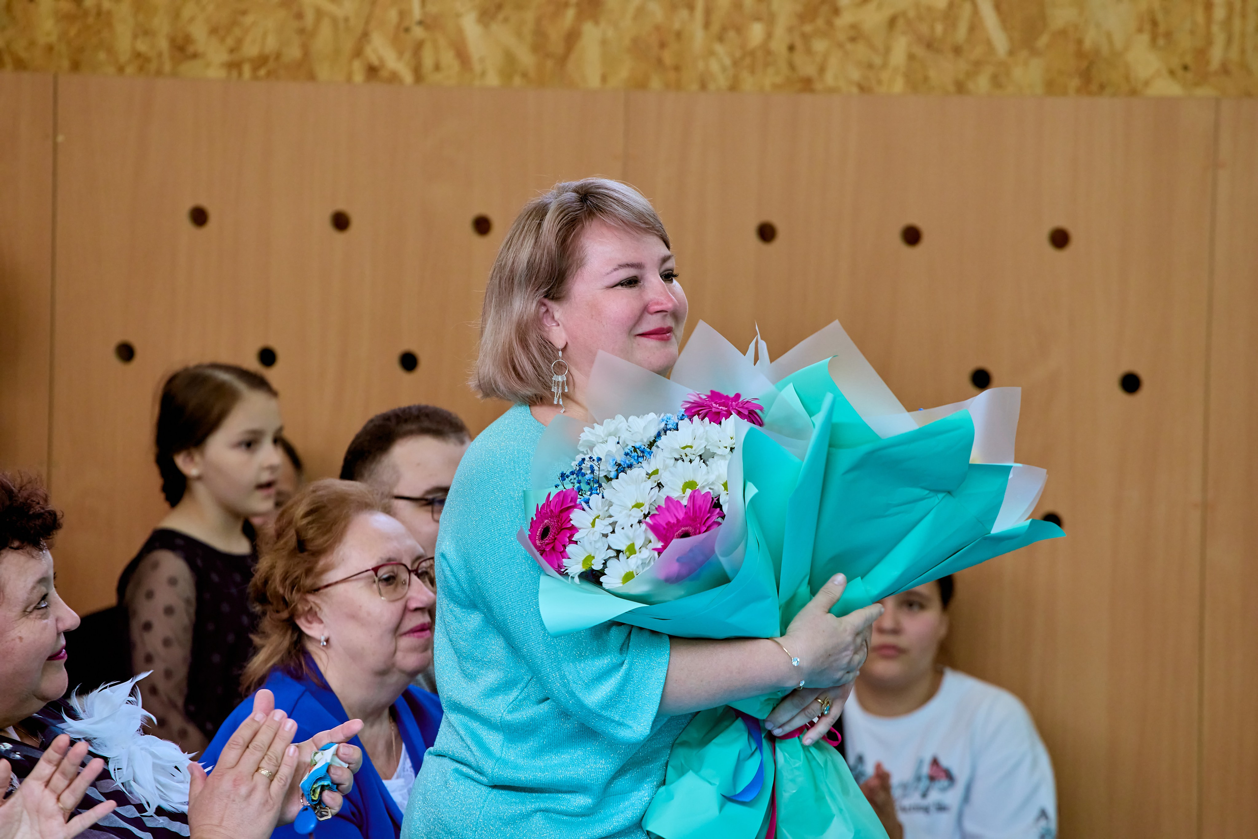 Праздничная атмосфера радости и надежды, запечатлённая Николаем Головановым, г. Дзержинск.