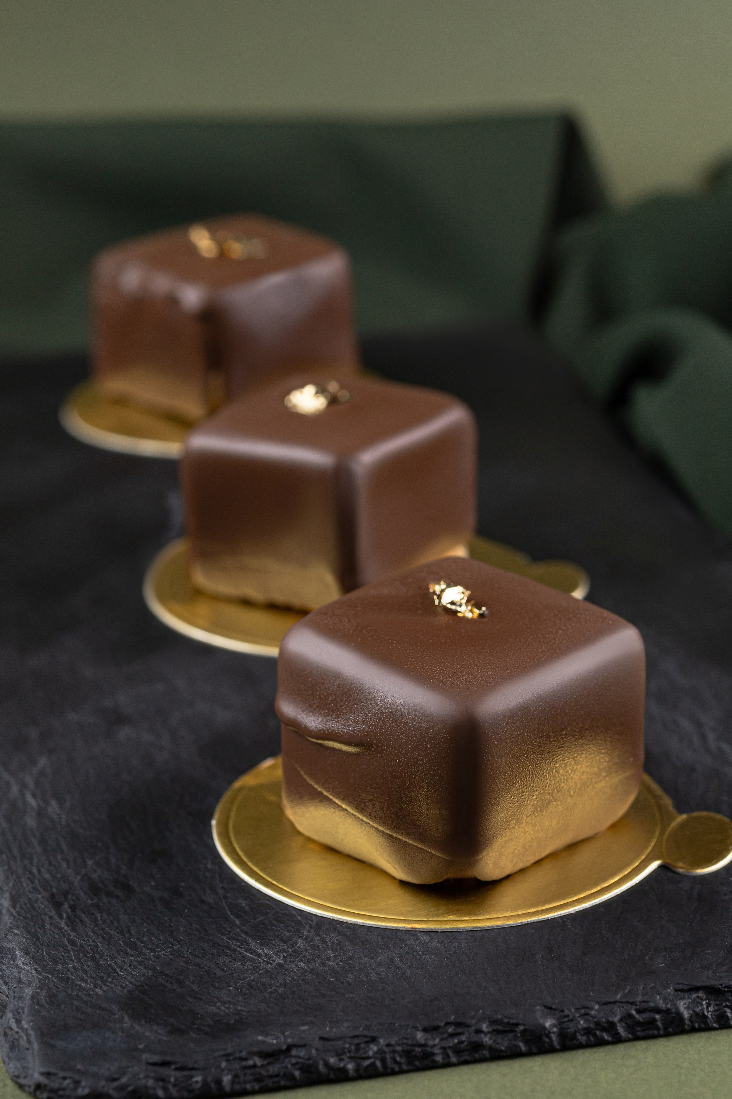 Фотосессия десертов для рекламы Астана. Рекламный фуд фотограф и видеограф в Астане Алина Лысенко