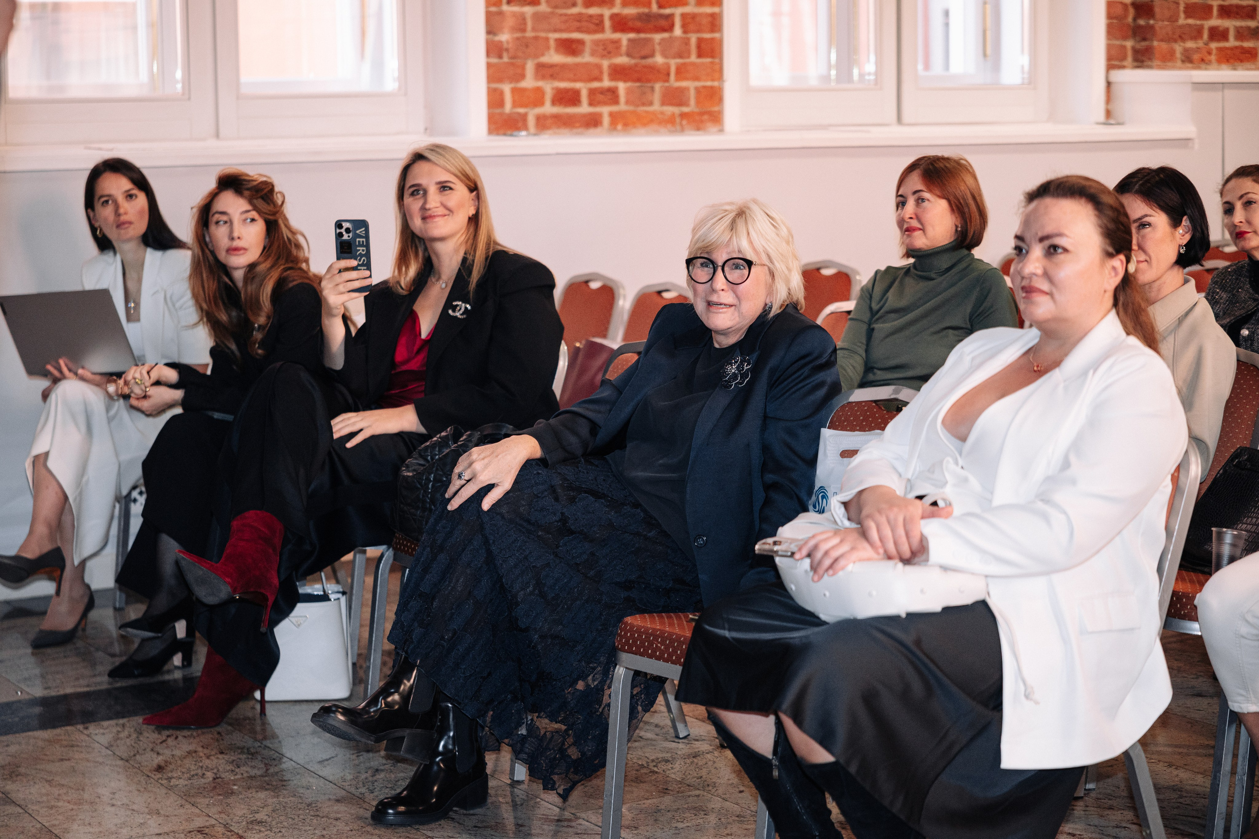 Акценты красоты 30 сентября 2025 г. Свадебный и прогулочный фотограф в Санкт-Петербурге Дарья Корель