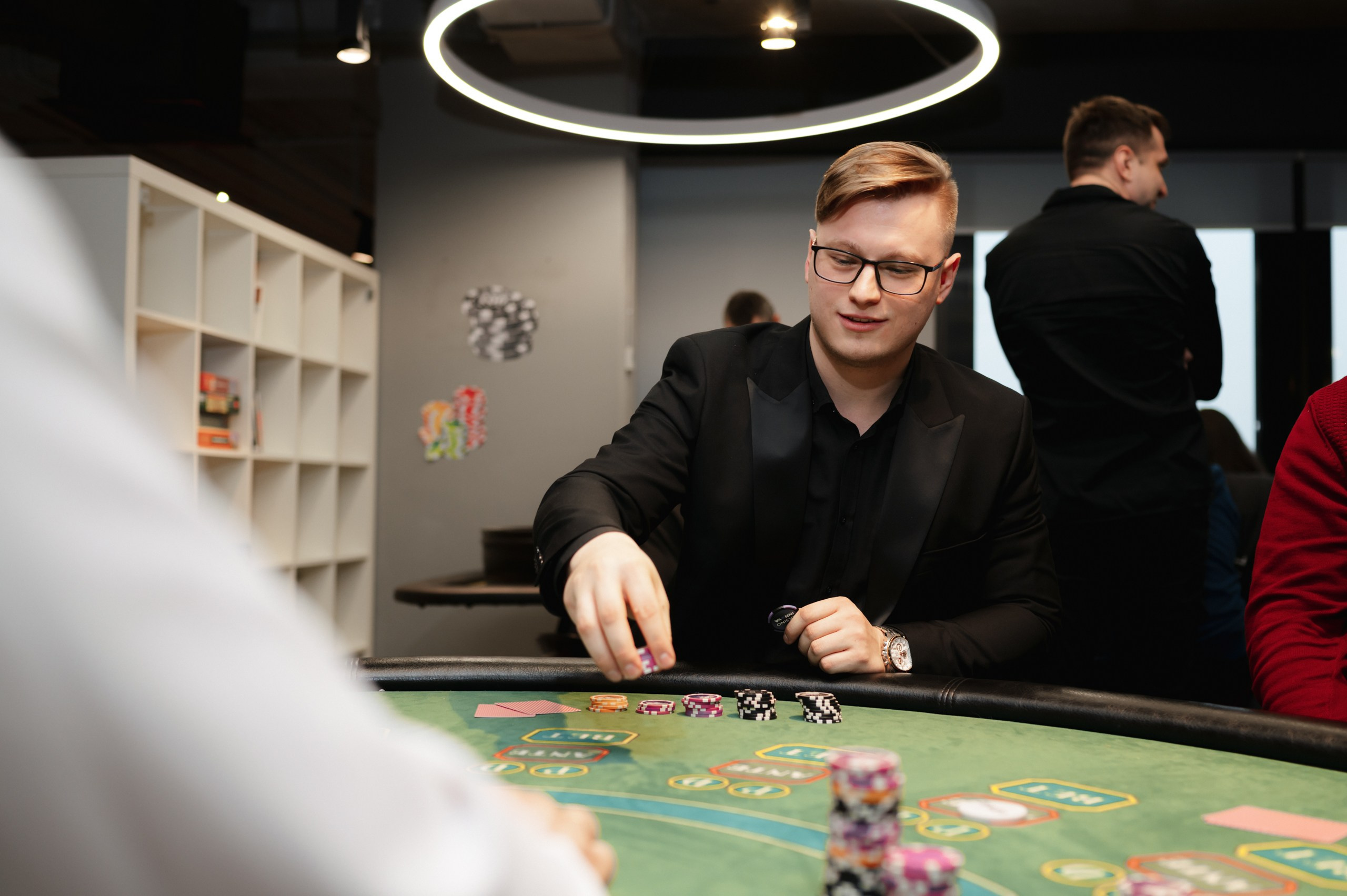 Оффлайн игры. Komonev