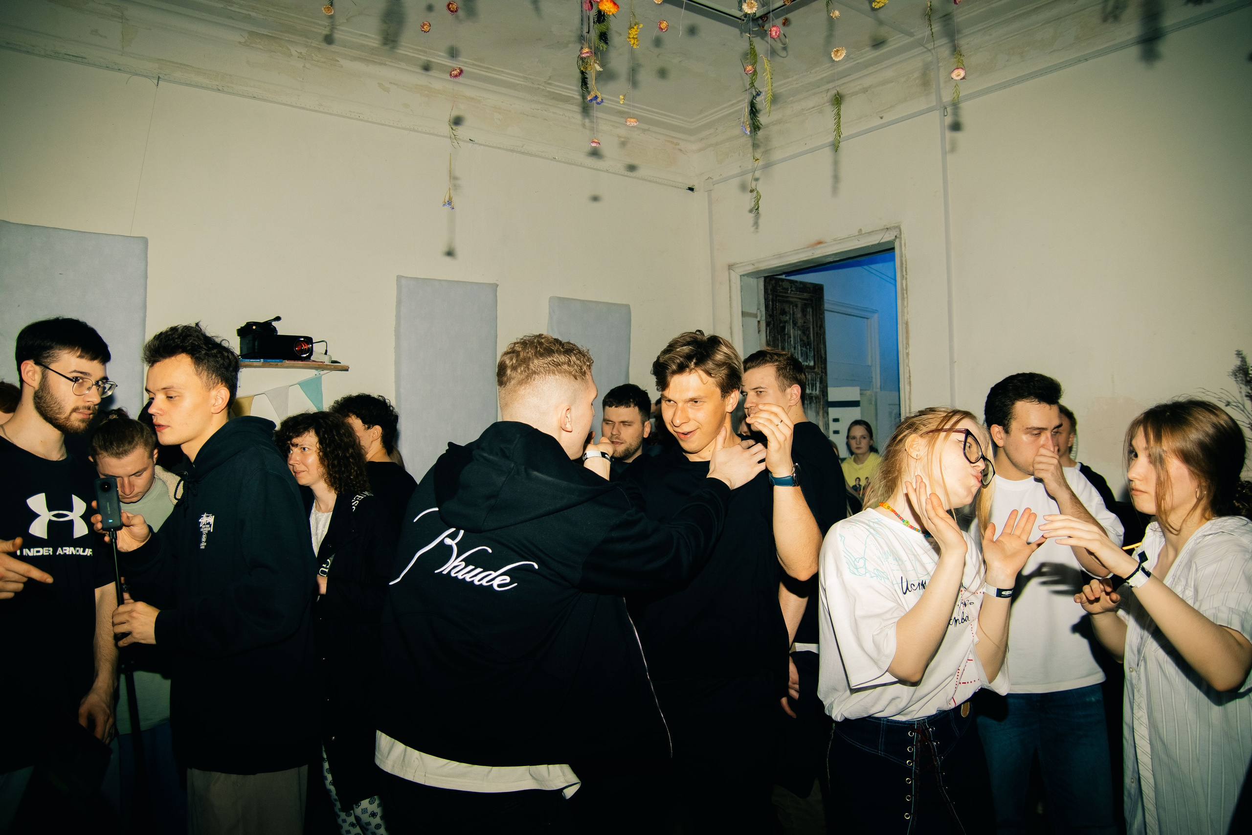 Тусовки. Фотограф Егор Огородов