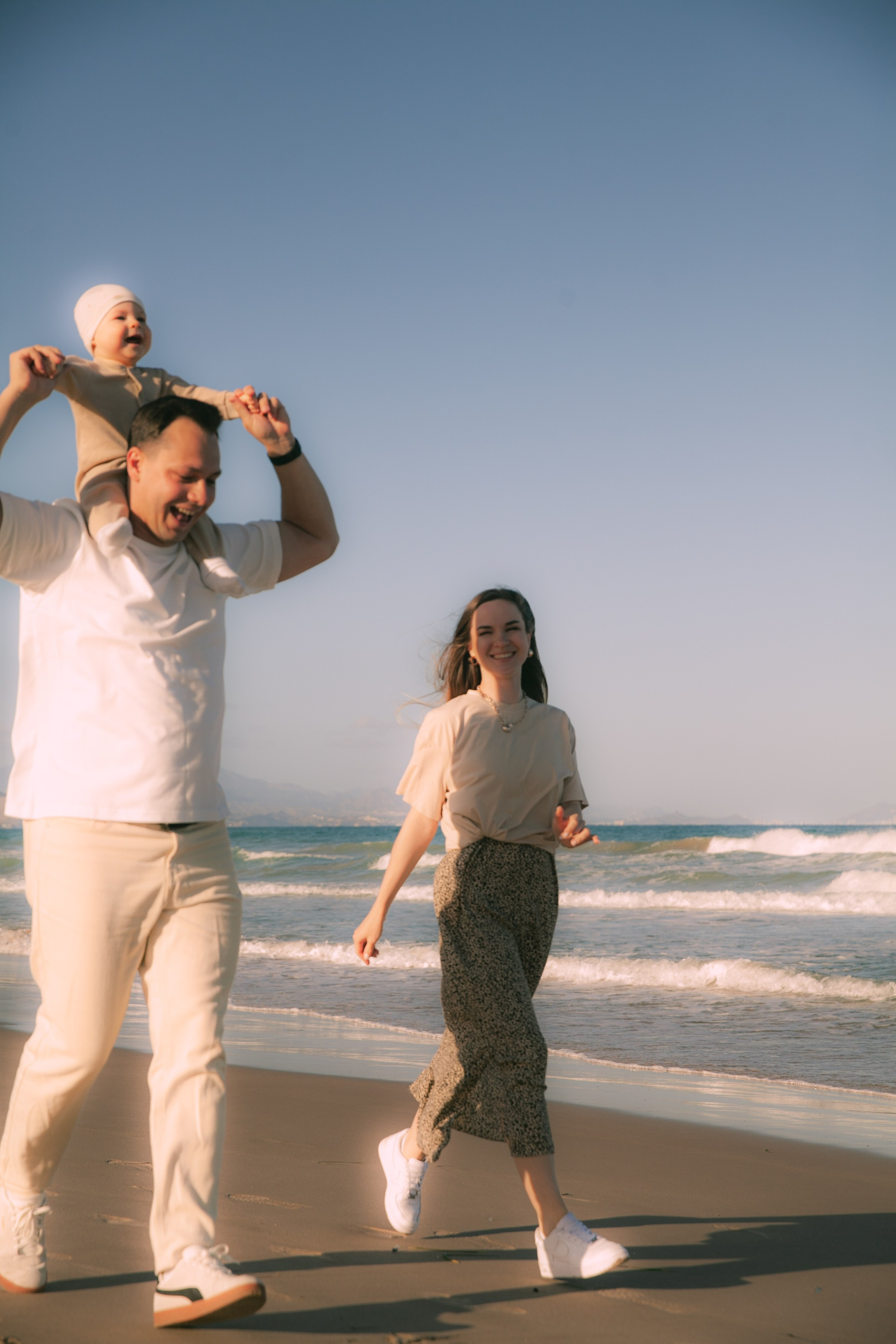 George & Veronika with David. ANNA KUDRINA PHOTOGRAPHY Russia