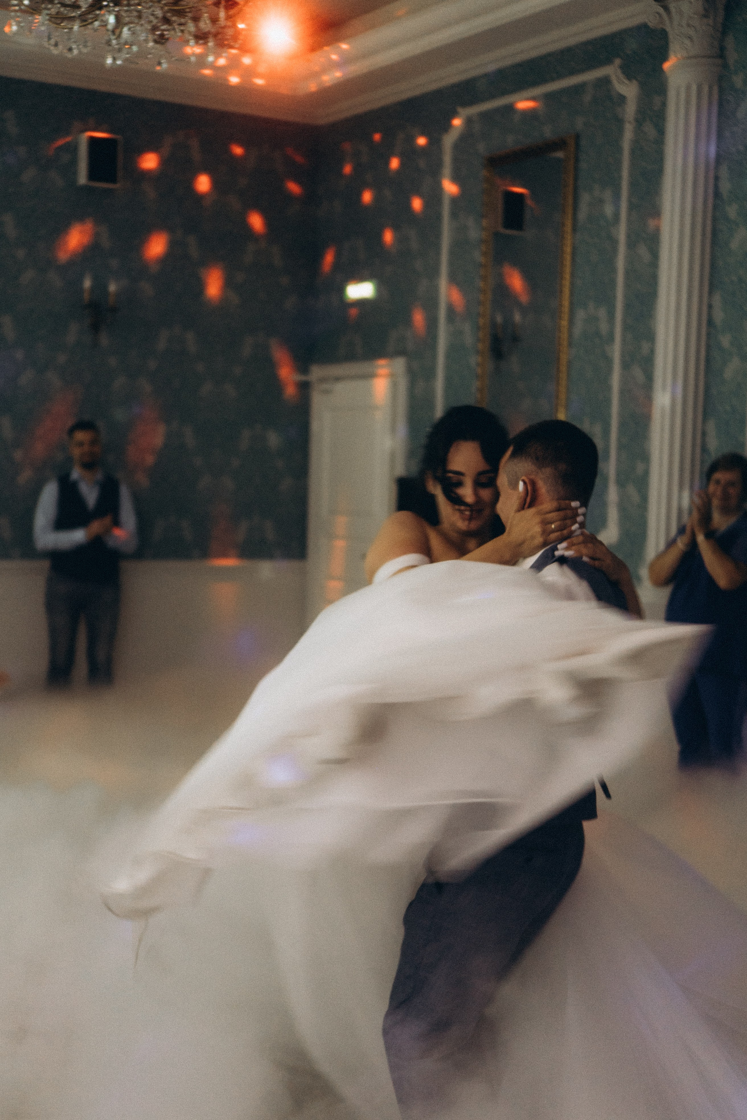 ТАНЕЦ ЖЕНИХА И НЕВЕСТЫ. Профессиональный фотограф, Санкт-Петербург — Виктория Богомолова