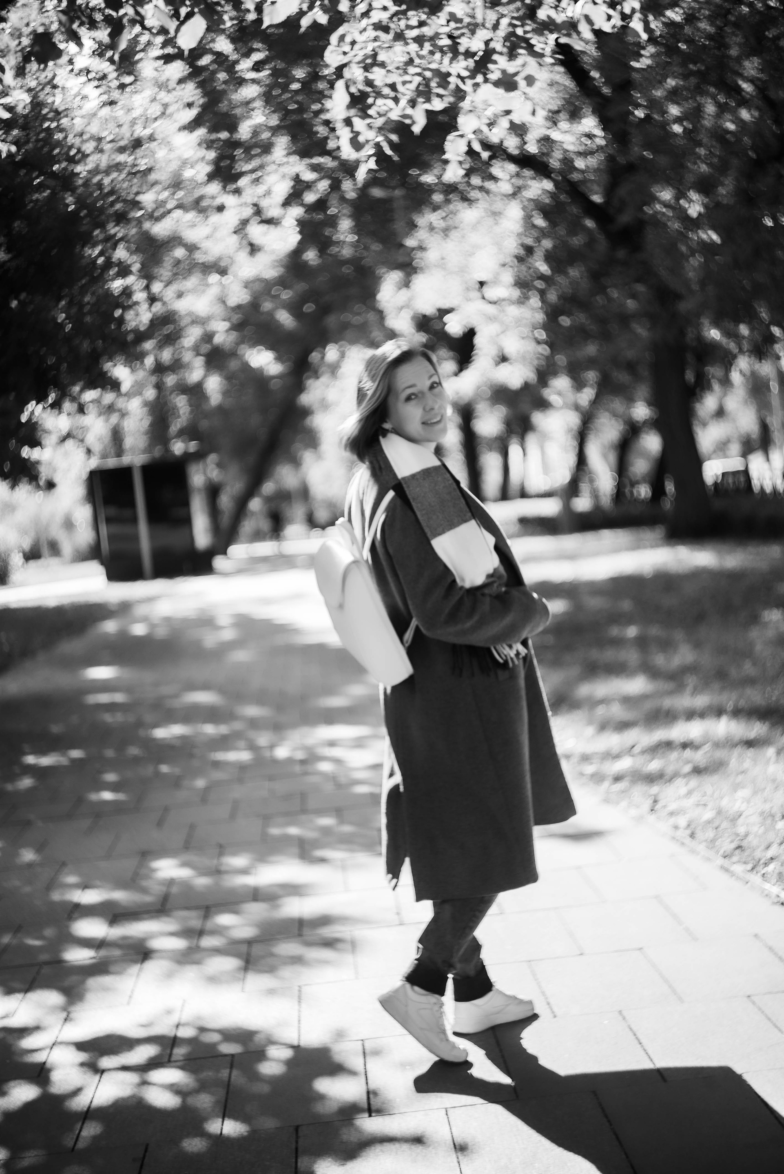 Красивая прогулка с девушкой. Видеограф Осинина Татьяна — видеосъемка в Москве