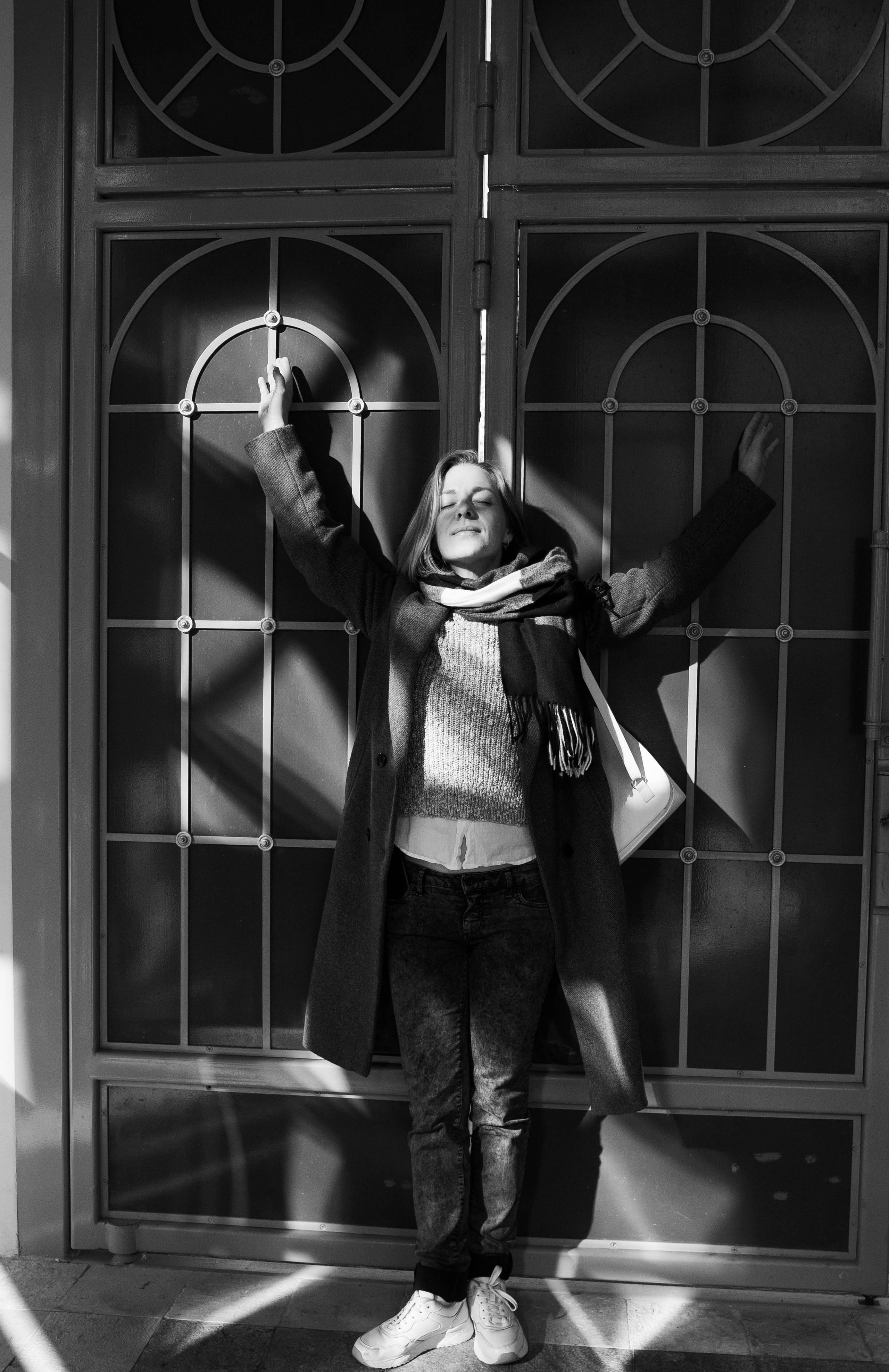 Красивая прогулка с девушкой. Видеограф Осинина Татьяна — видеосъемка в Москве