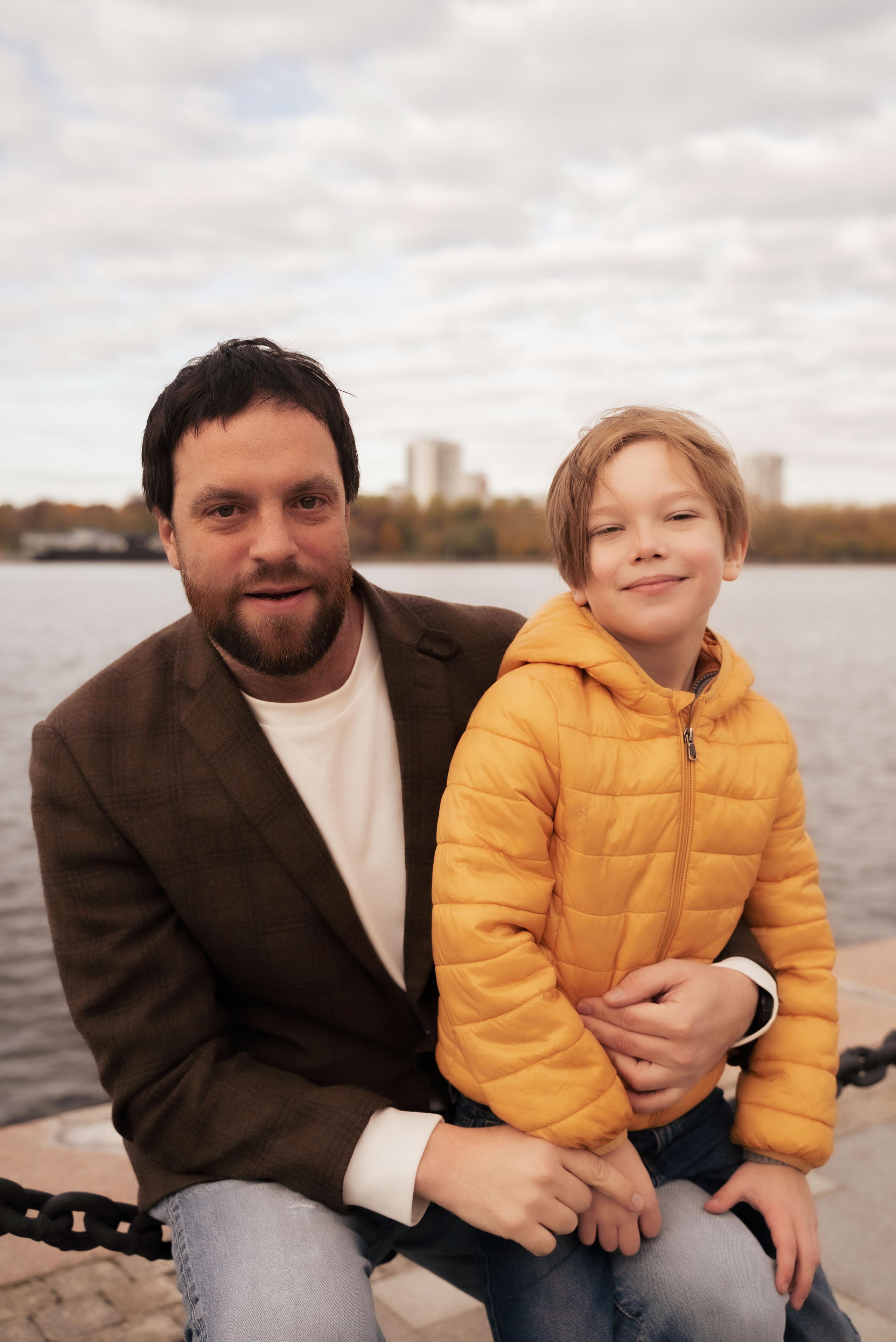 Осенняя фотосессия семьи в парке Речной вокзал. Видеограф Осинина Татьяна — видеосъемка в Москве