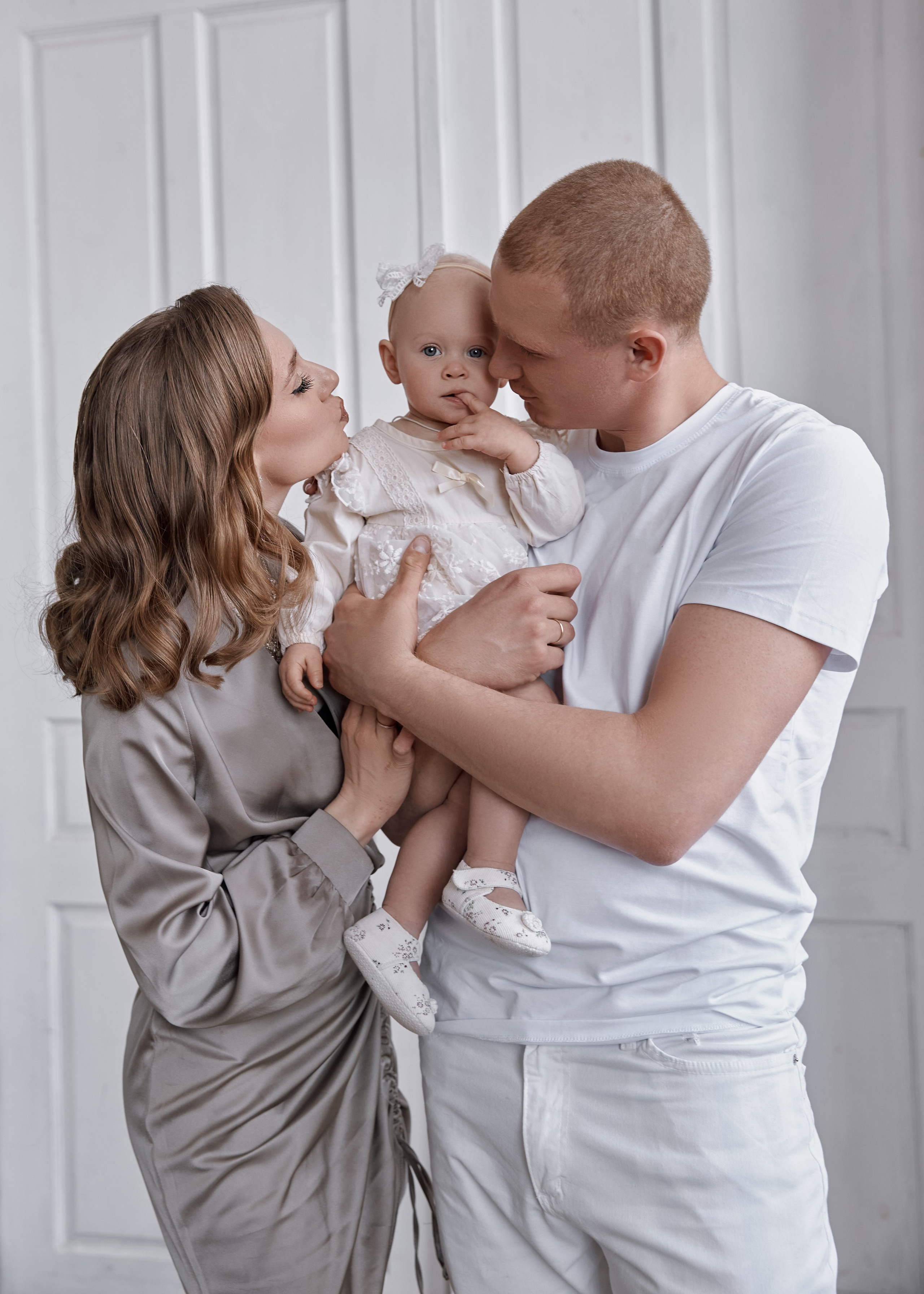 Семейная в студии. Фотограф Тольятти Екатерина Шести