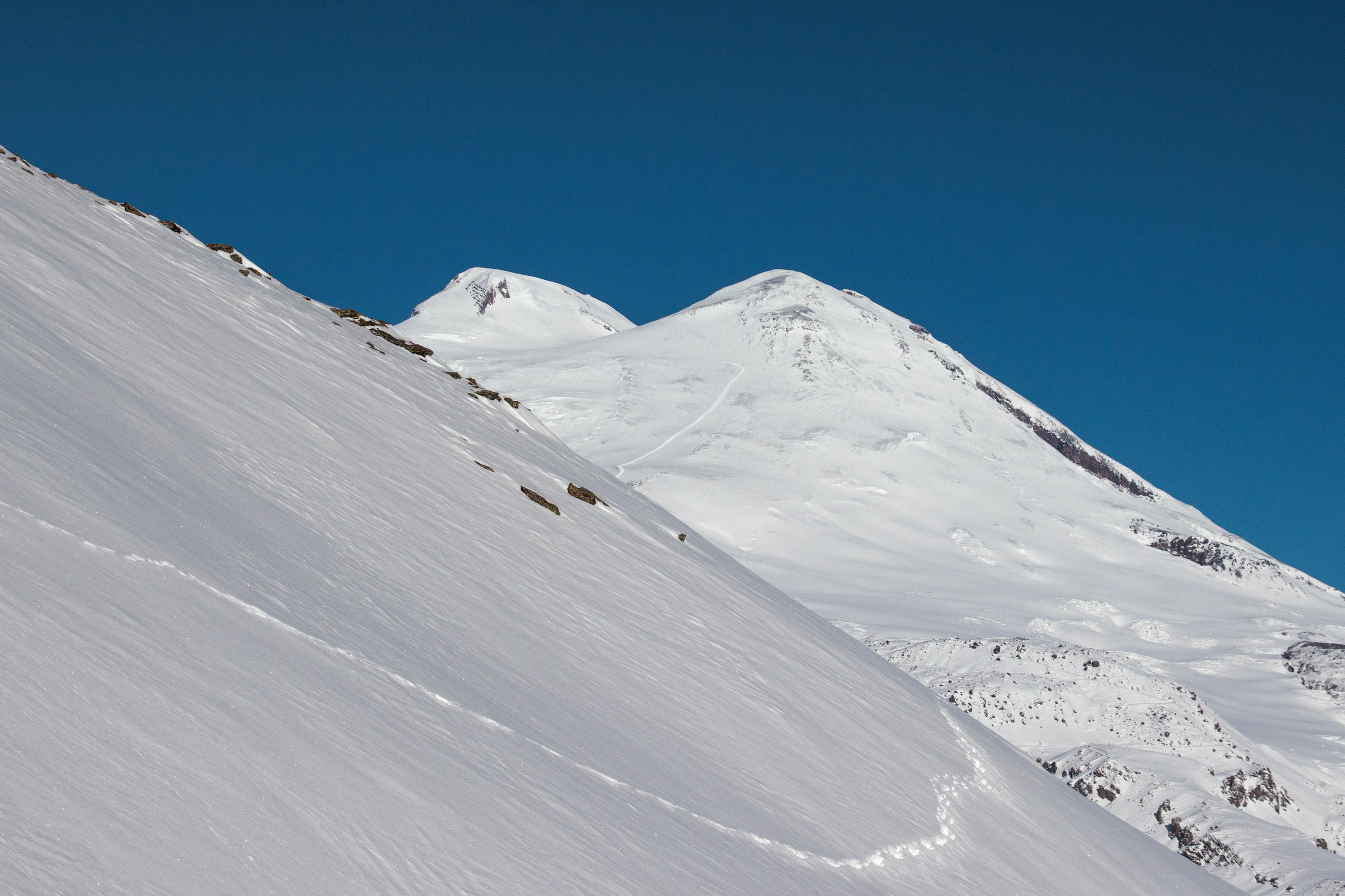Эльбрус / зима. Фотограф на трекинг и восхождение Эльбрус, Приэльбрусье. Елизавета Бобок