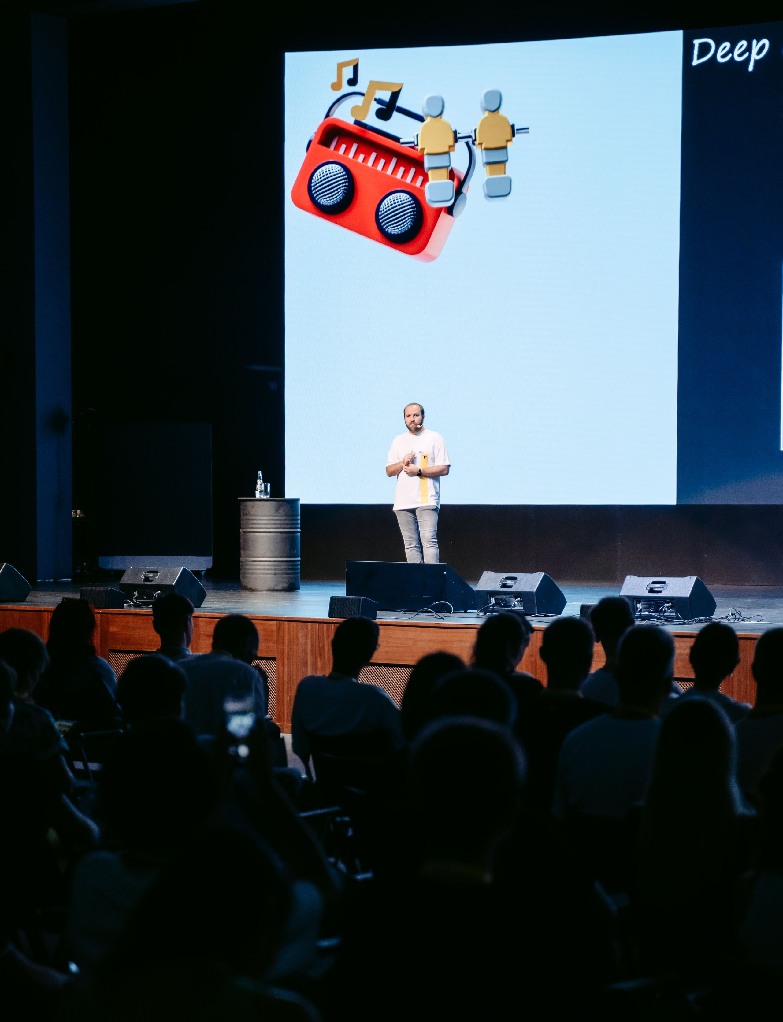 Тинькофф. ИТ-фест / 2023. Саша Копылов, фотограф в Казани