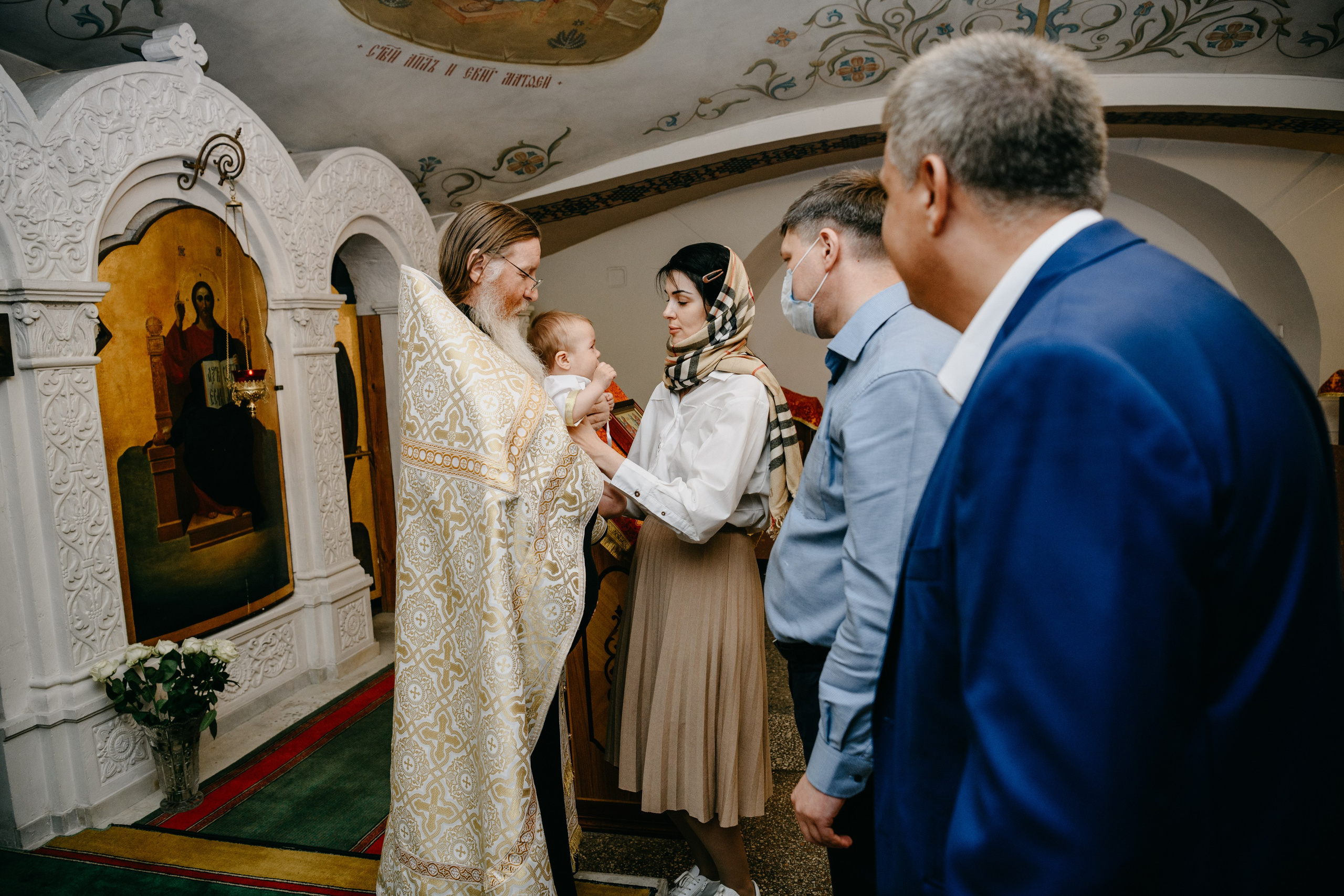 Крещение Александра. Фотограф на выписку из роддома в Москве и МО