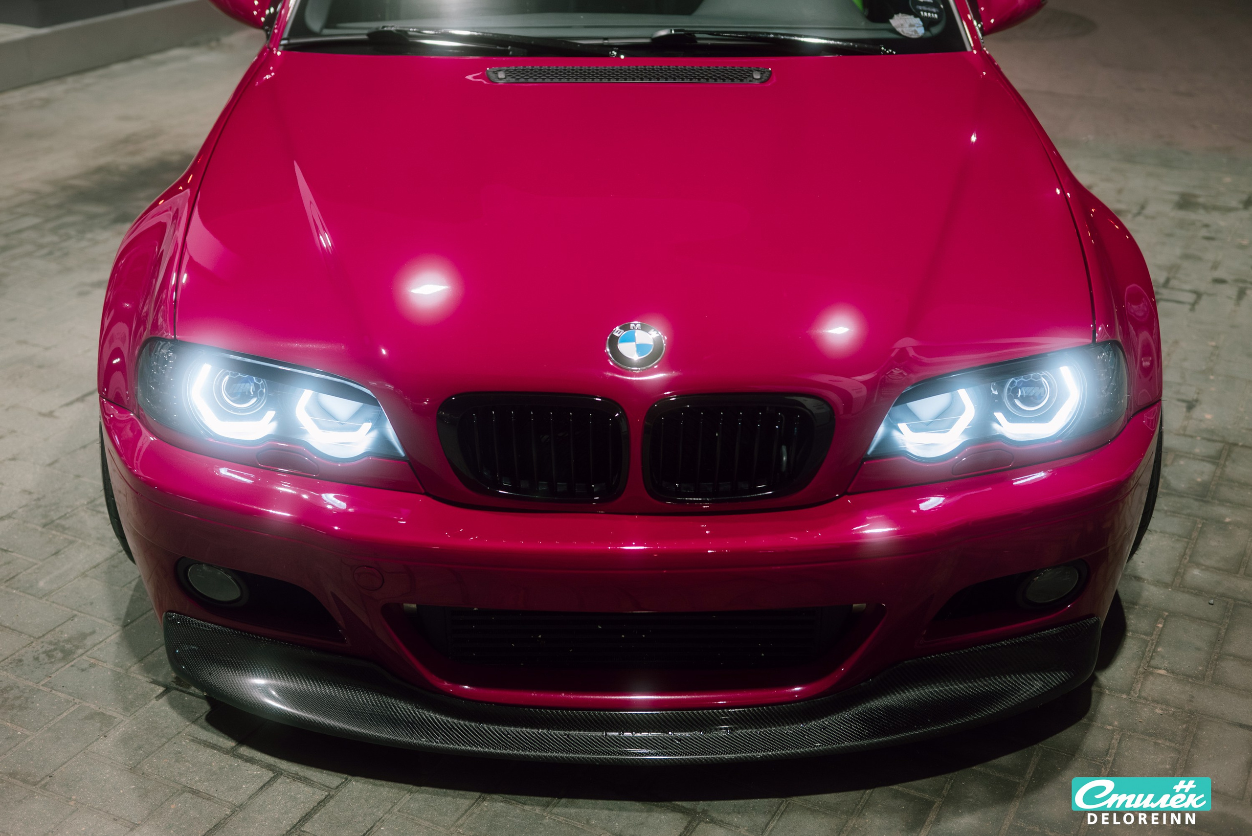 Pink BMW E46 Touring from Finland. DeLorein