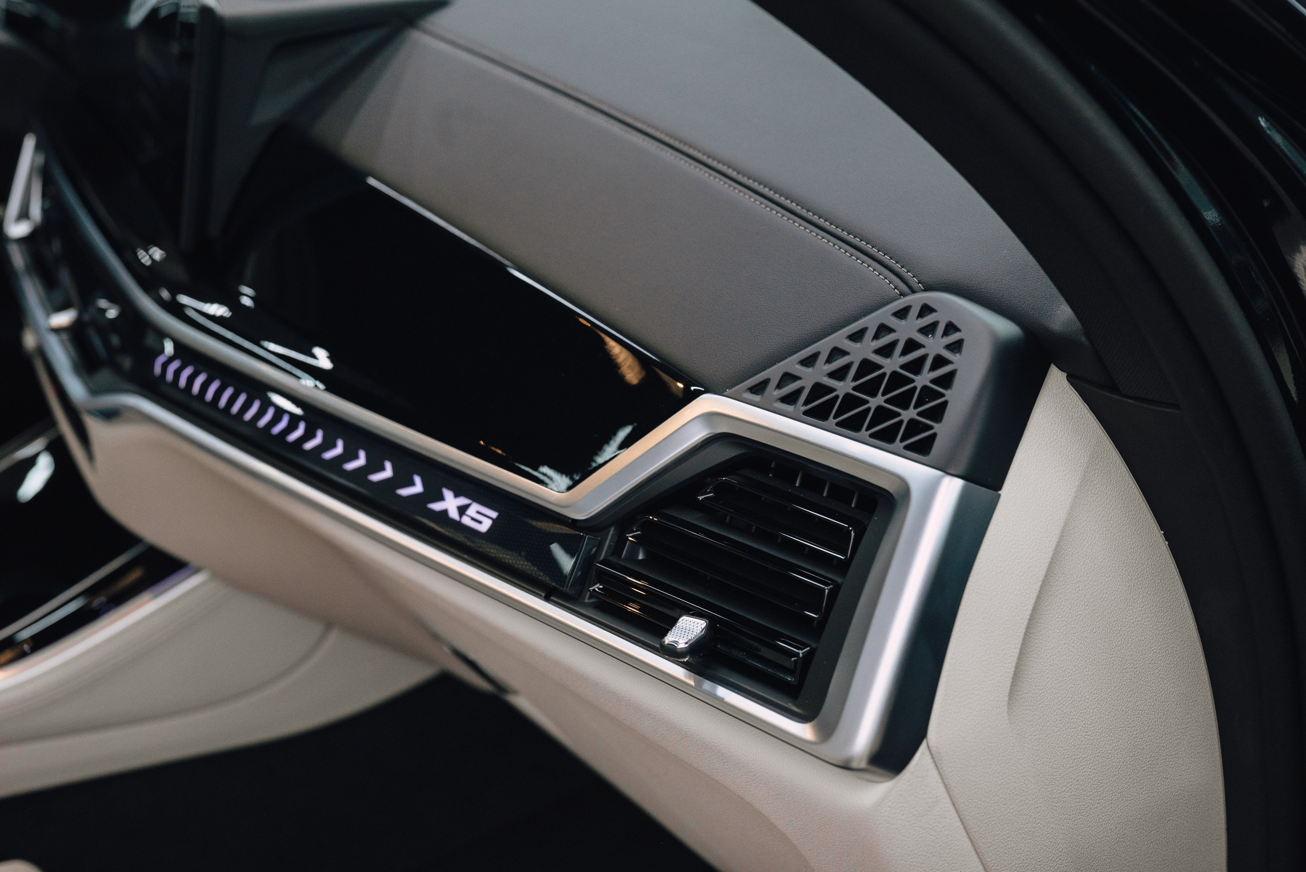 BMW X5 40I. DeLorein