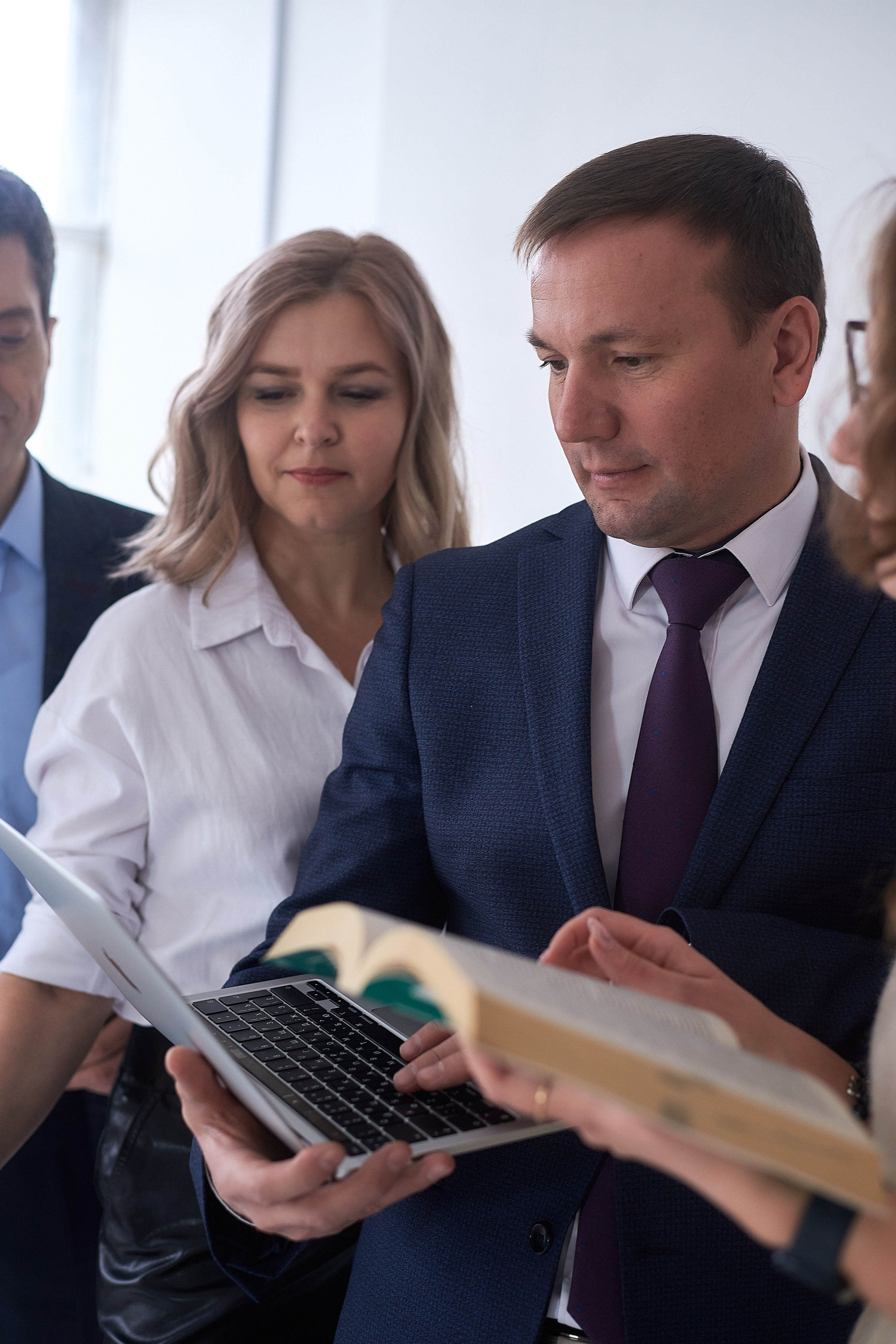 Новогодний корпоратив. Фотограф Елена Дука. Контент съемка. Семейная фотография