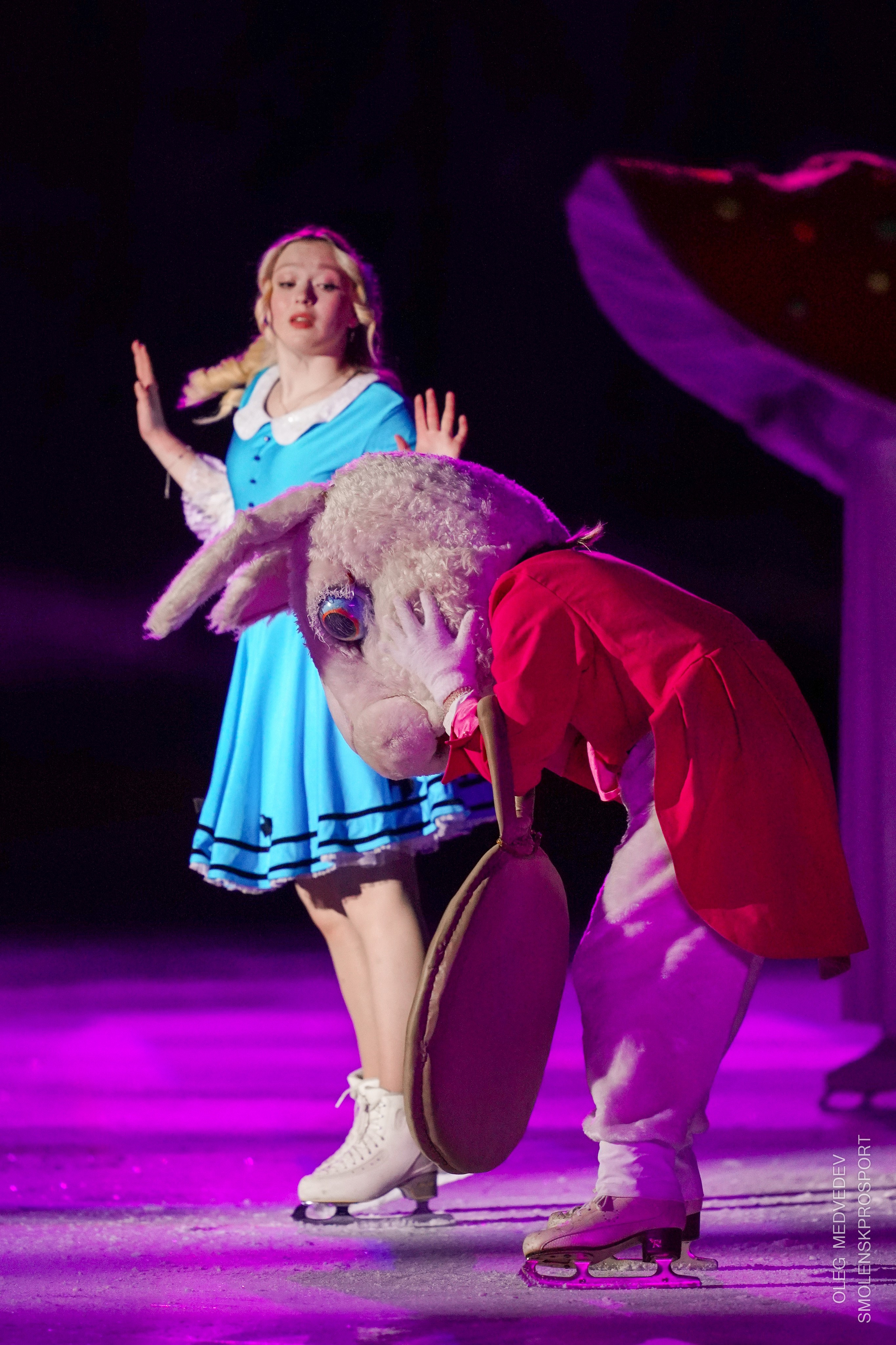 Алиса в стране чудес шоу на льду. Спортивный фотограф Олег Медведев | prosport67 | Смоленск