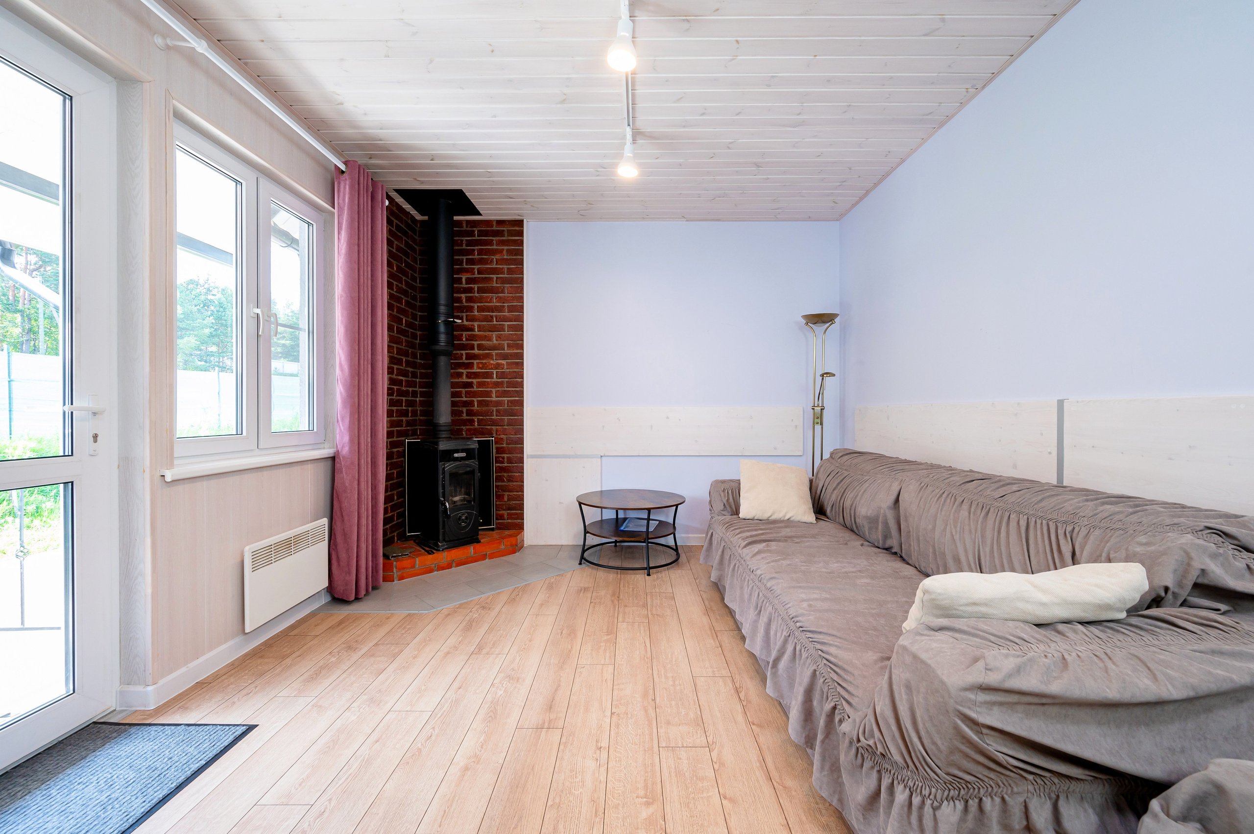 Поселок Озеро Лунное. Интерьерный фотограф. Фото- видеосъемка недвижимости Санкт-Петербург