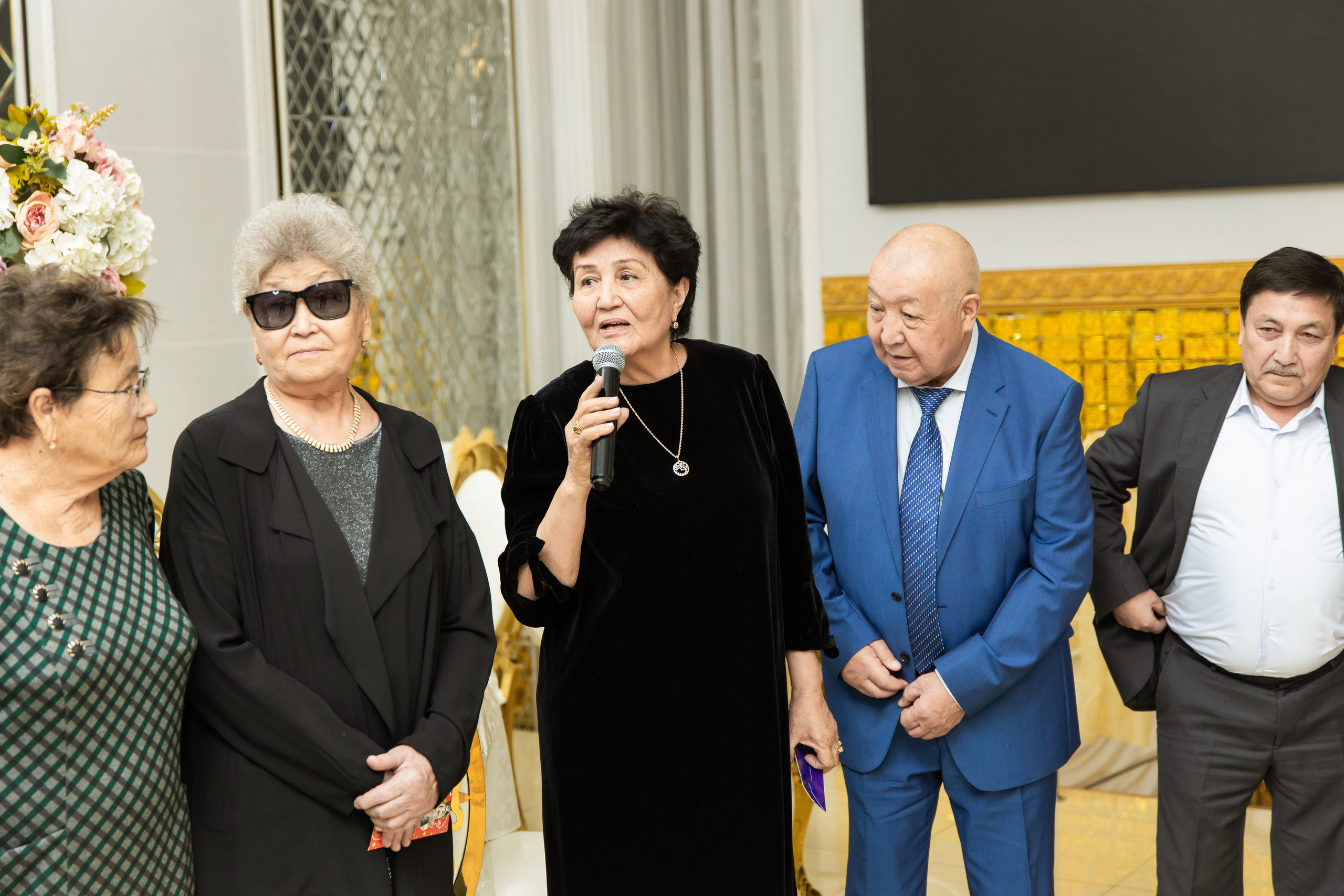 Юбилей. Свадебный и студийный фотограф в Алматы Ильяс Кырбаев