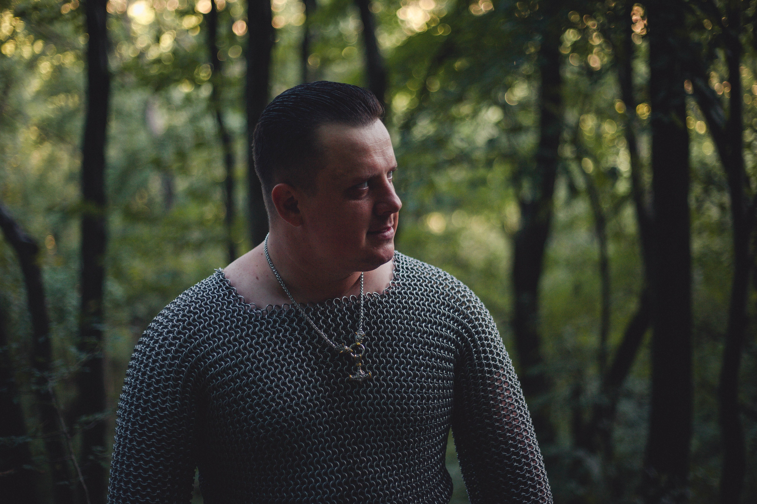 Клип. Уличный фотограф Города N