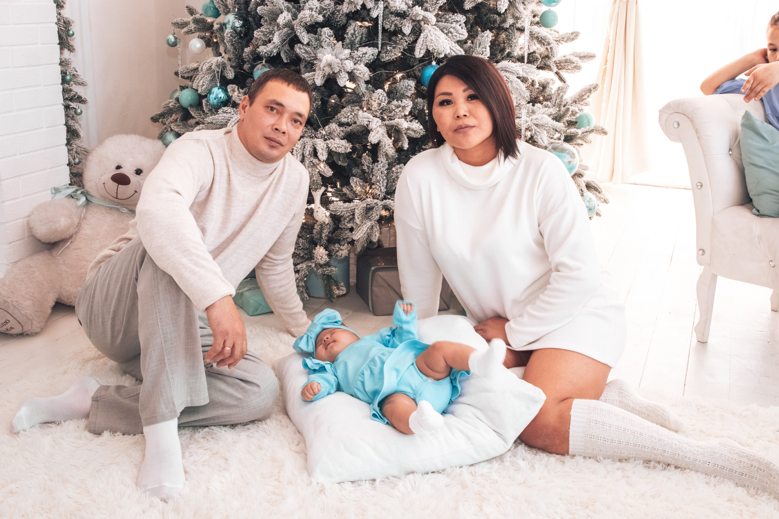 Съёмка прекрасной семьи в зале Лайт. PhotoMeet — Фотограф в Улан-Удэ