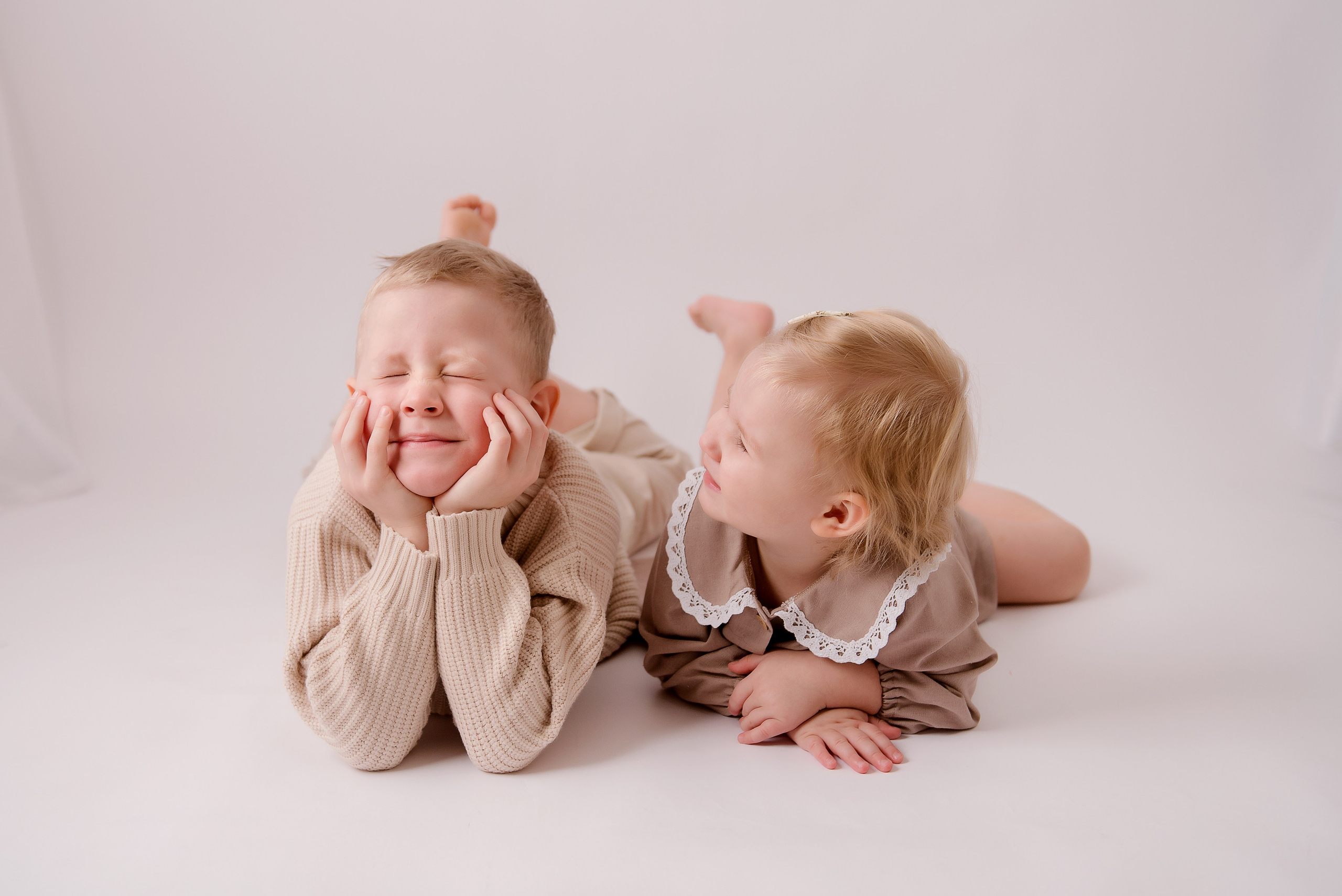 Гоша и Ариша. Детский фотограф в Долгопрудном и Москве