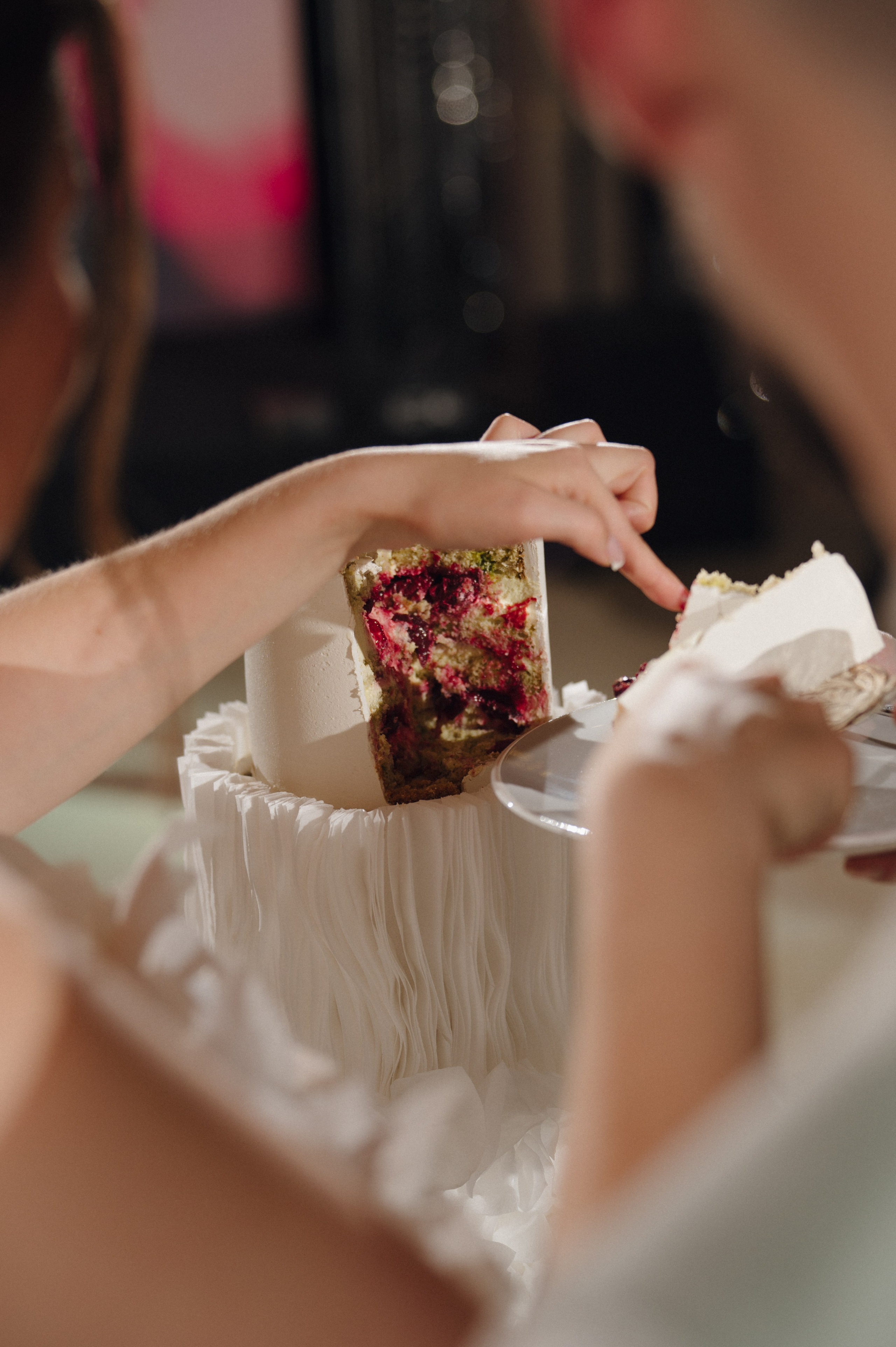 Елизавета и Роман. Репортажный и свадебный фотограф в Сургуте