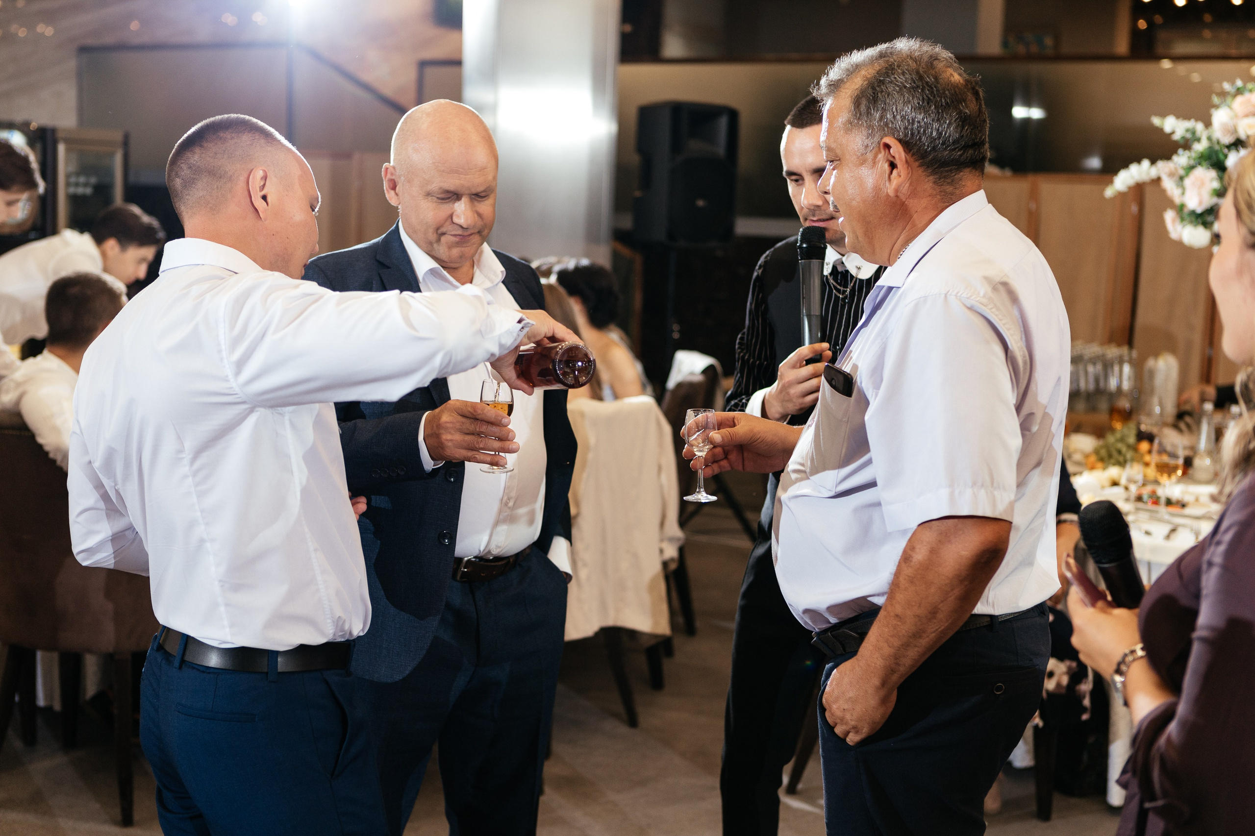 Свадебный фотограф Уфа — Руслан ГабдлисламовЖивые эмоции, красивые кадры, воспоминания на всю жизнь.Работаю по всей Республике Башкортоста. Свадебный фотограф Уфа Руслан Габдлисламов