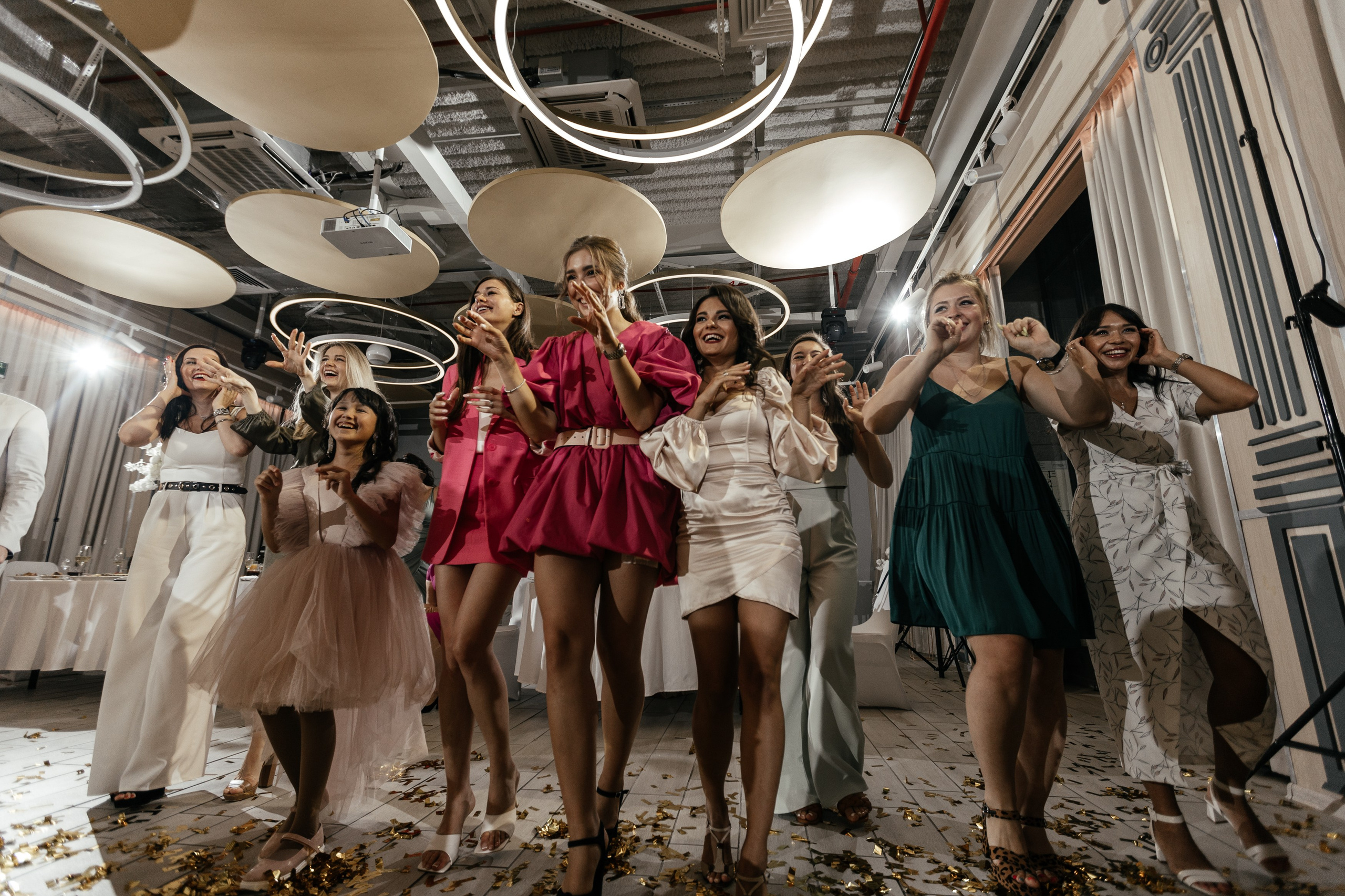 Свадебный фотограф Уфа — Руслан ГабдлисламовЖивые эмоции, красивые кадры, воспоминания на всю жизнь.Работаю по всей Республике Башкортоста. Свадебный фотограф Уфа Руслан Габдлисламов