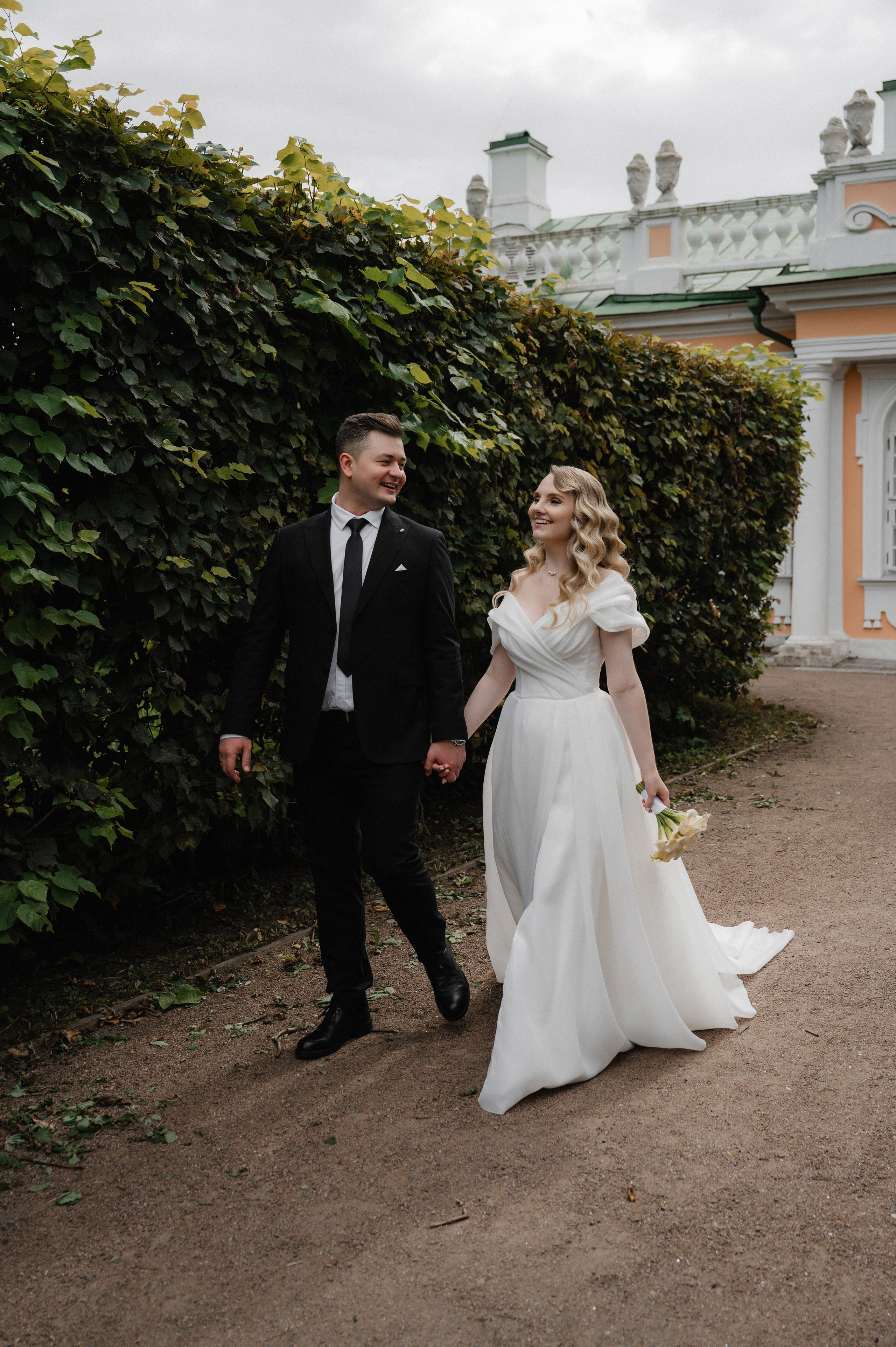 Илья и Ольга.Кусково. Свадебный фотограф Раменское-Москва