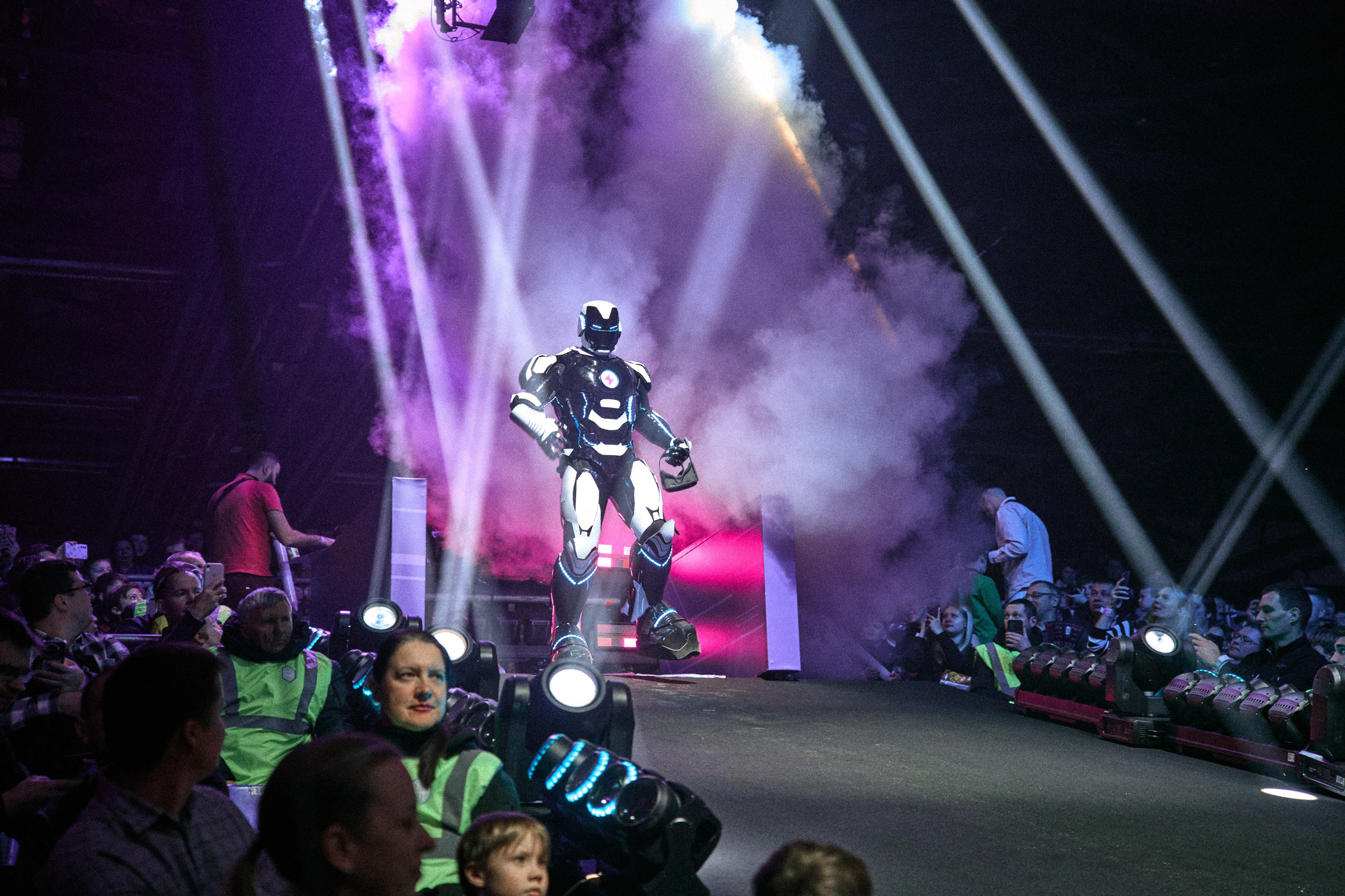 БИТВА РОБОТОВ / ФИНАЛ 2025. Фотограф мероприятий / Ваши воспоминания — Моя забота