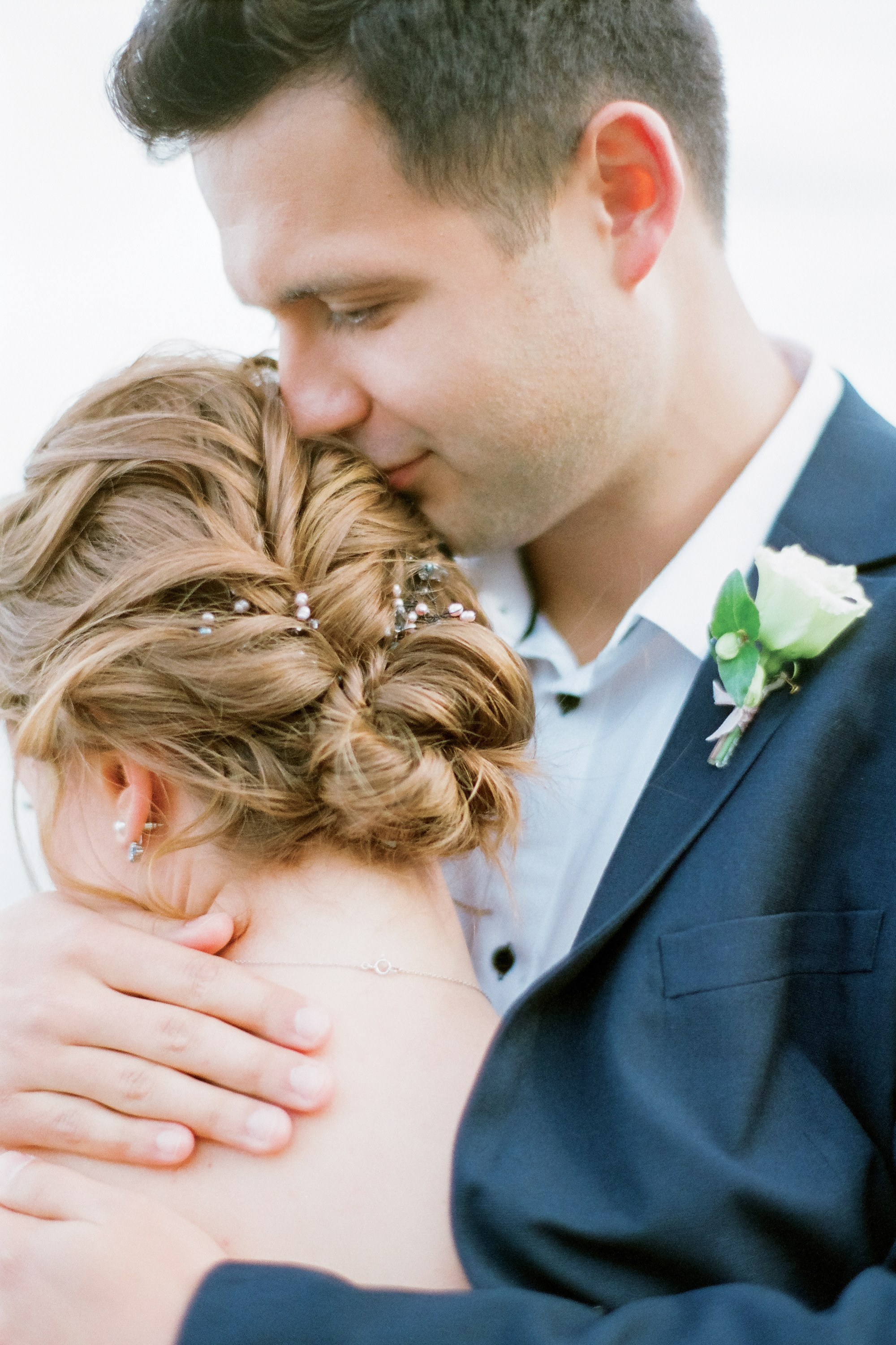 Саша и Саша, свадьба под Петербургом. Изящная фотография | Ксения Милушкина