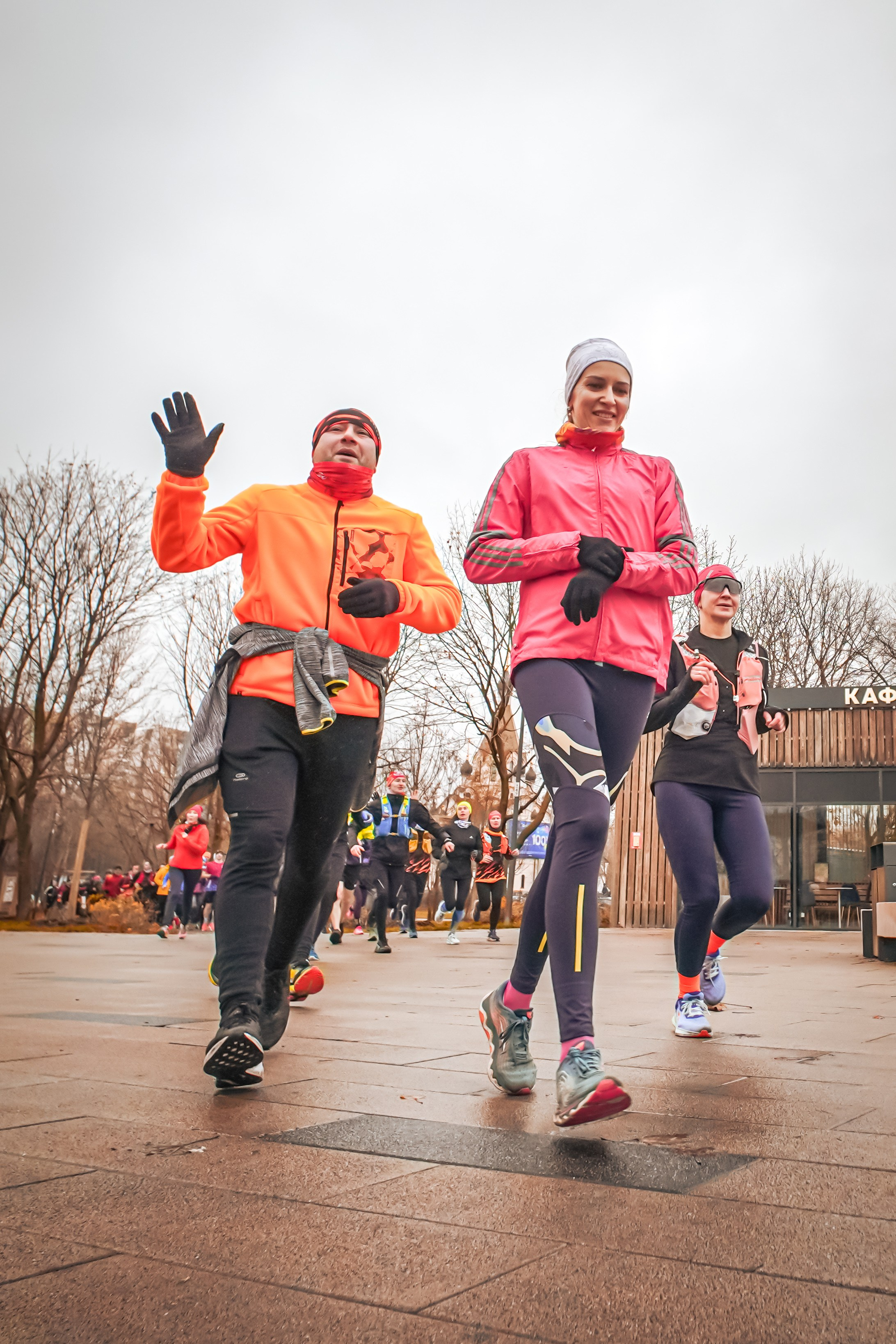 #марафонудома #яuzarun 2024 2-я петля, группа 6:30. Роман Капилюшов. Бег. Фото. Видео. г. Люберцы