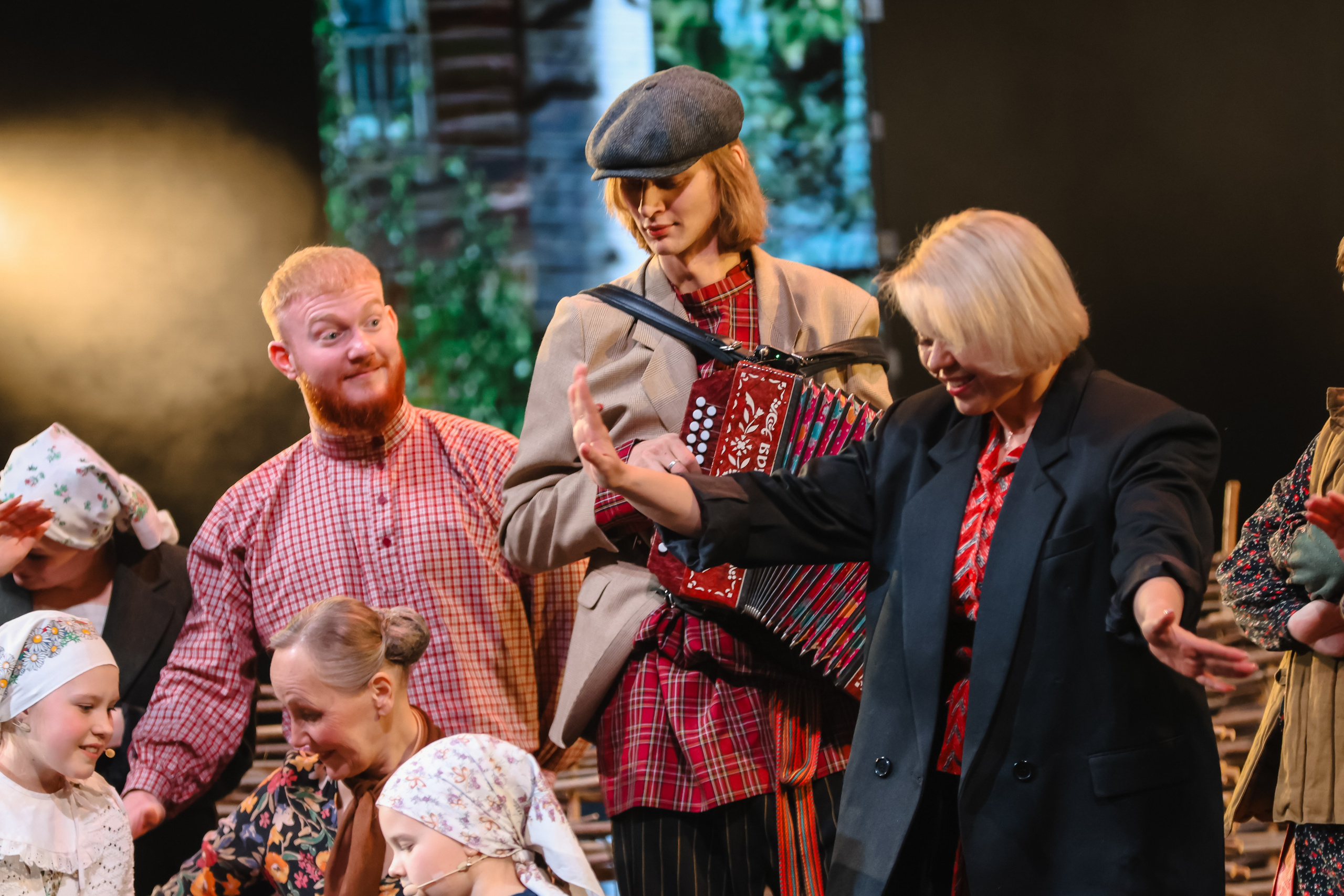 Василий Теркин, театр «Русская песня». Фотограф Ольга Махалова — Санкт-Петербург, Москва, Нижний Новгород