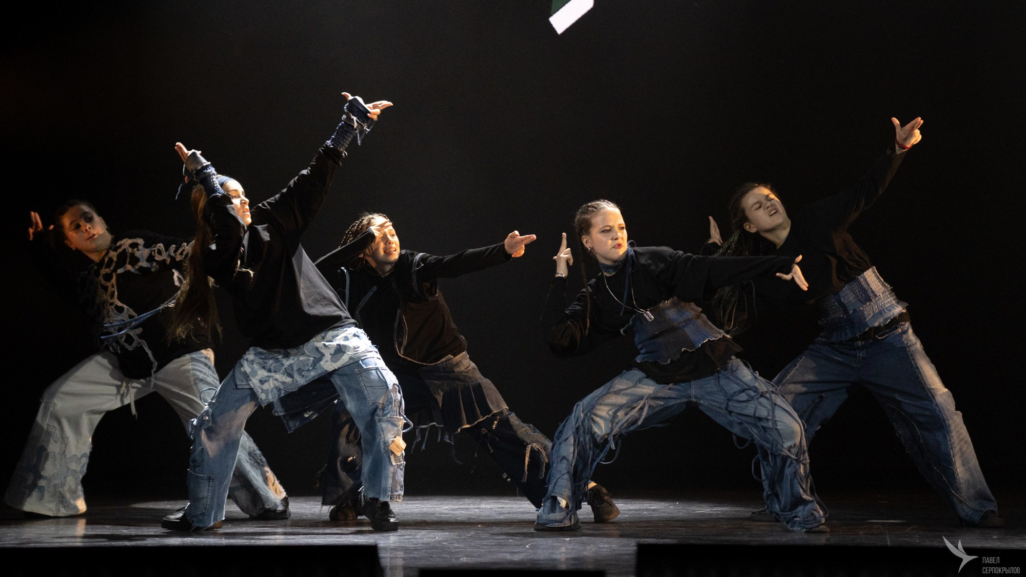 Отчетный концерт студии танца KingStep. Репортажный фотограф в Казани Павел Серпокрылов