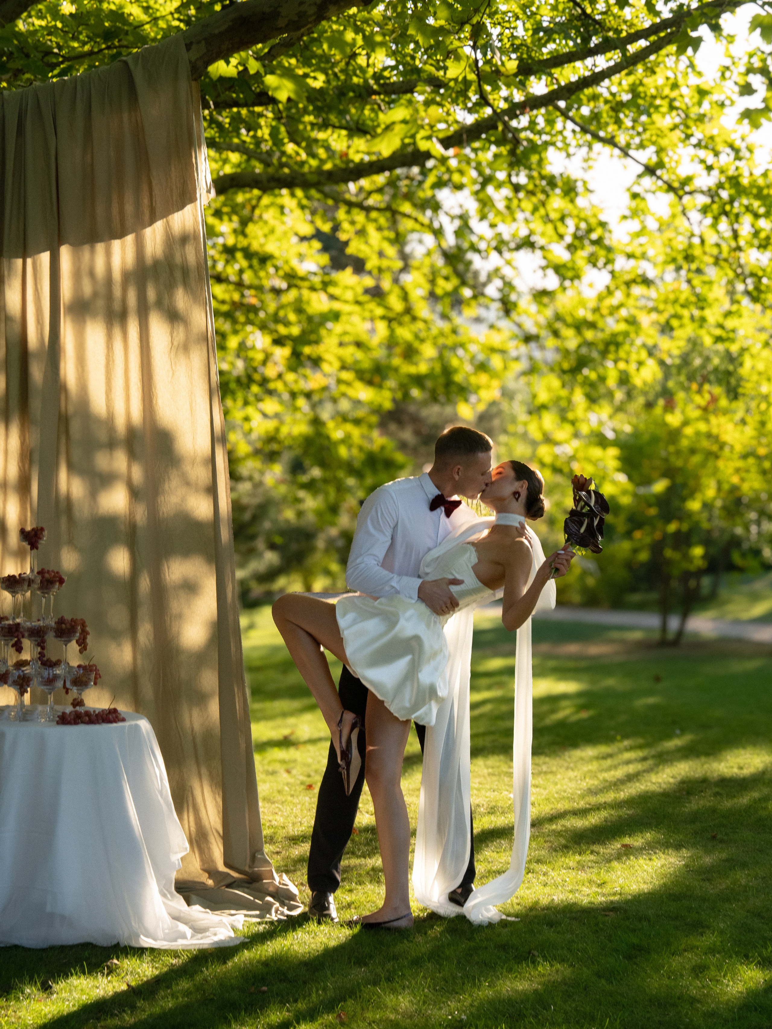 Свадебная прогулка. Свадебный фотограф Виктория Роса