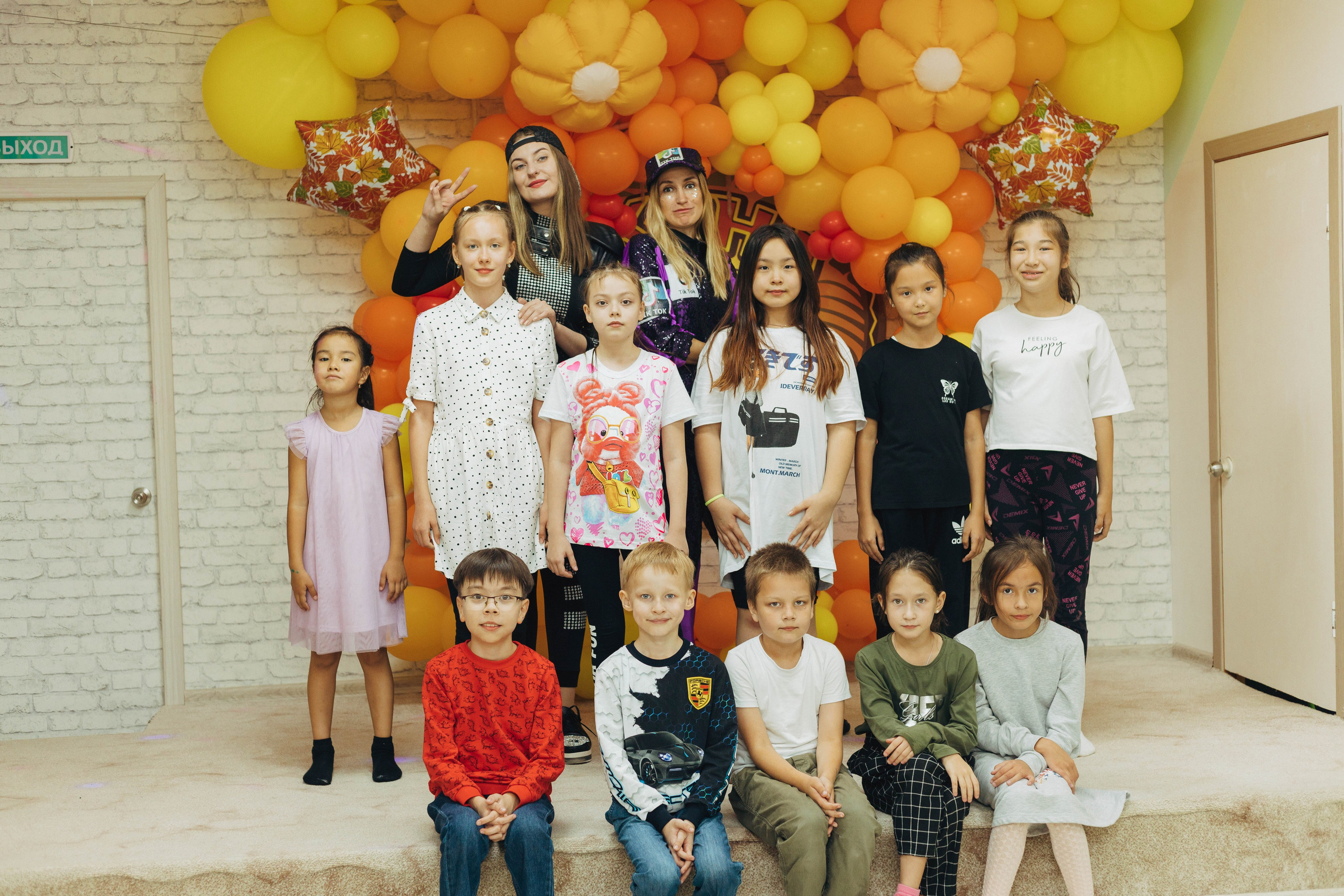 В стиле Уэнздей. Я Аракчеева Менслу — семейный и свадебный фотограф в Астрахани