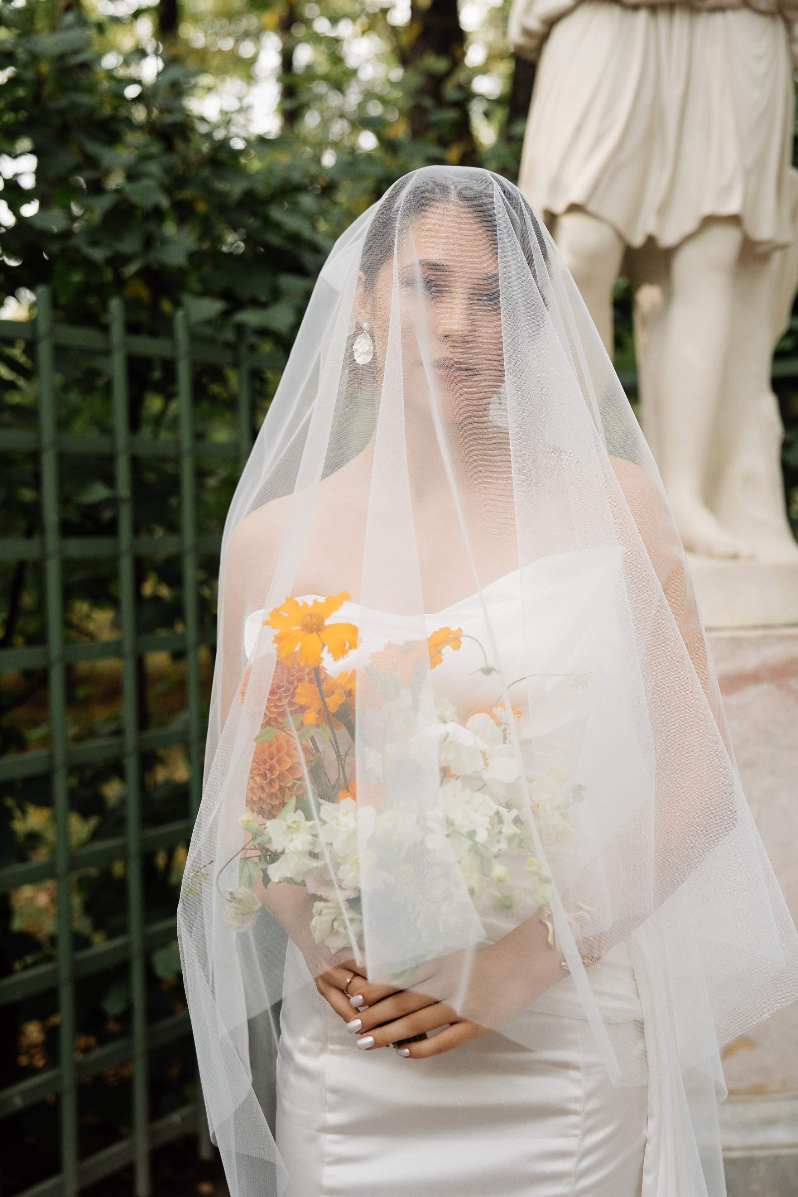 Оранжевая свадьба в гребешках. Свадебный фотограф организатор в Санкт-Петербурге Ассоль Опарина