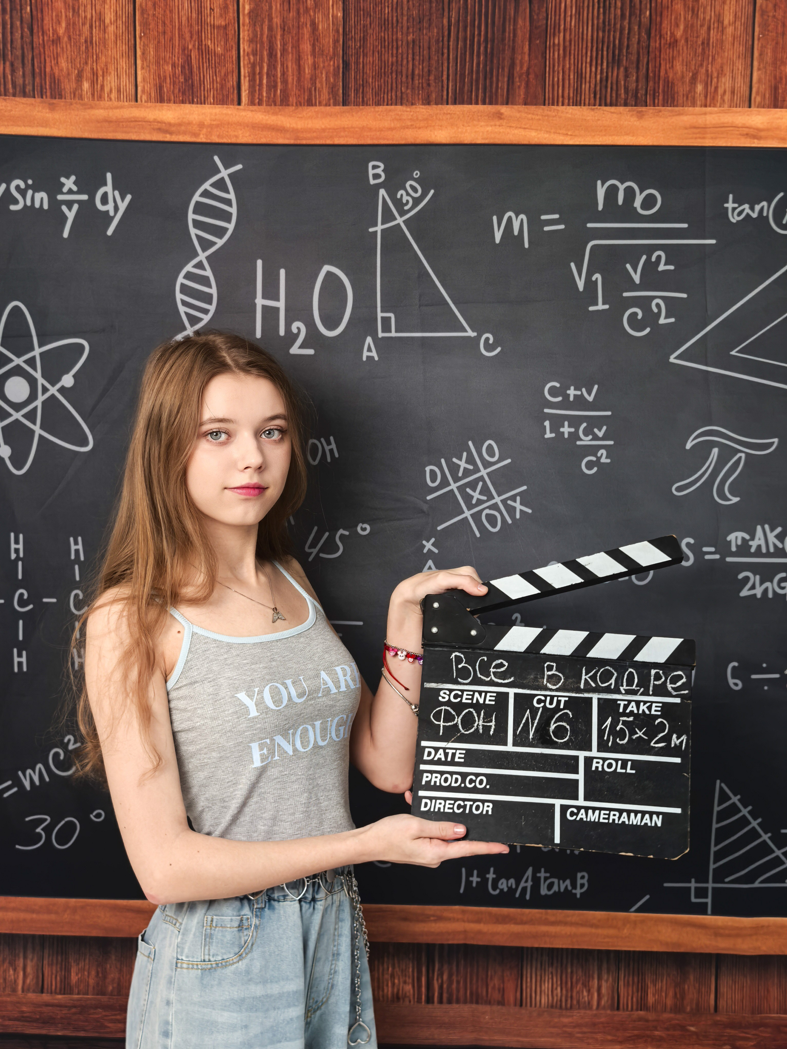 ИНТЕРЬЕРНЫЙ ФОТОФОН. Выпускные альбомы в Донецке и ДНР. Фотограф Донецк и ДНР