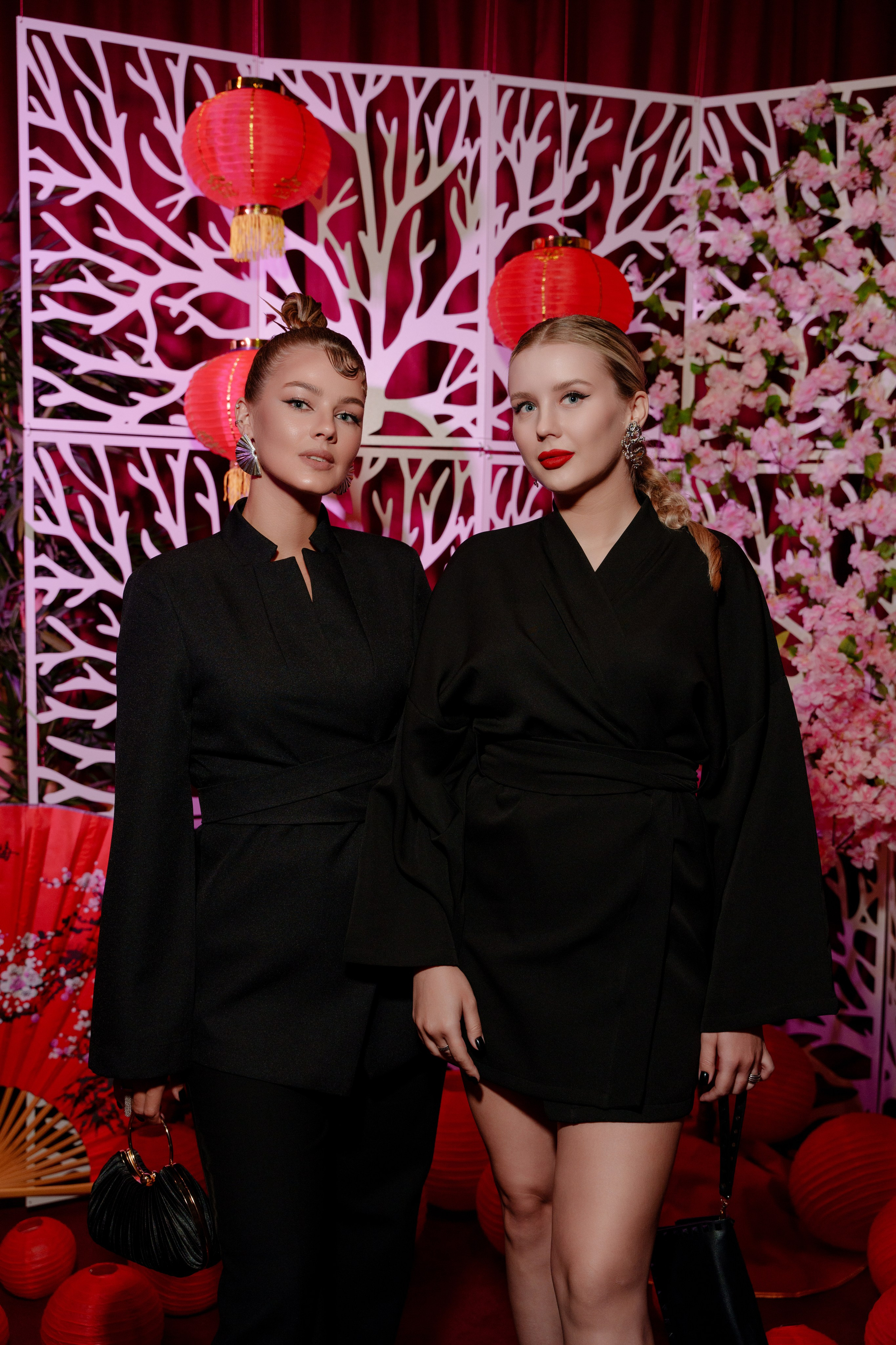 Репортажный фотограф на день рождения в ресторане KAI. Репортажный фотограф Москва Сергей Дружинин