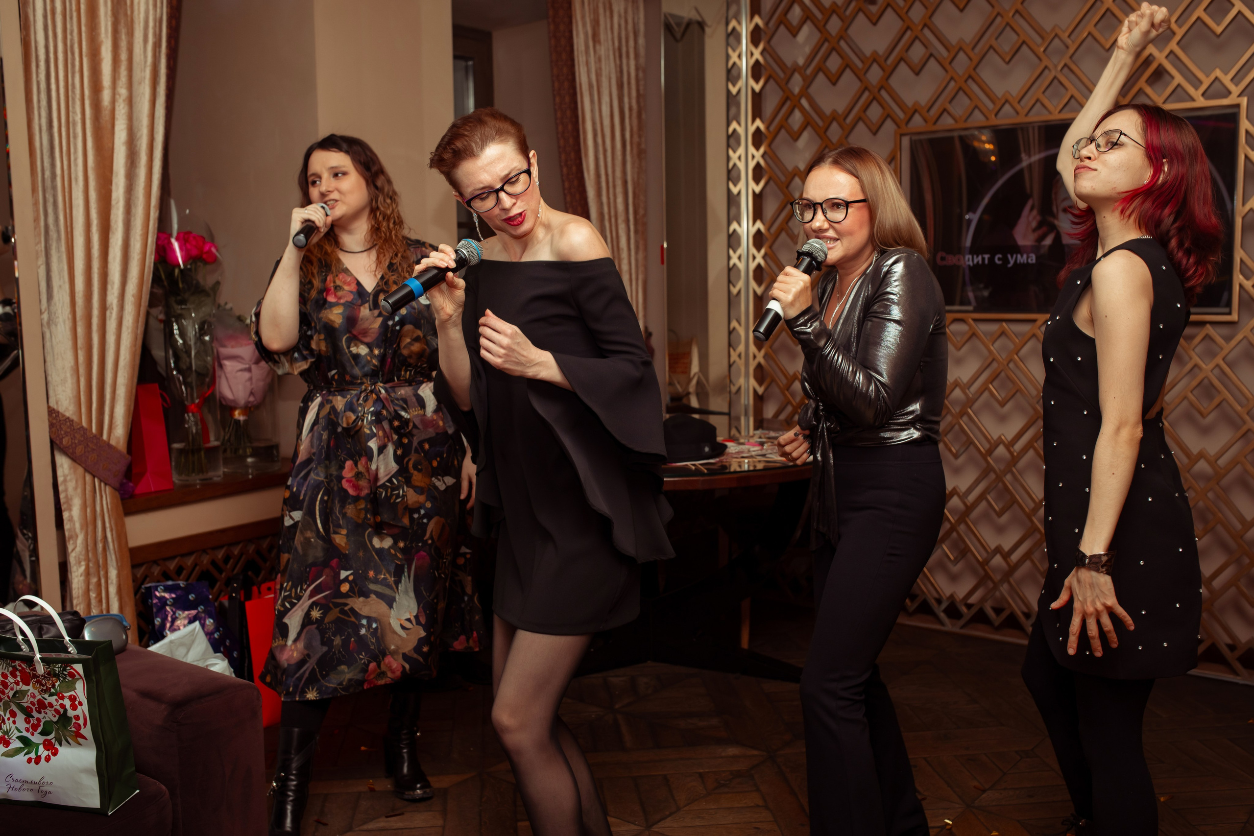 Юбилей в караоке. Семейный и детский фотограф в Москве Дорогова Екатерина