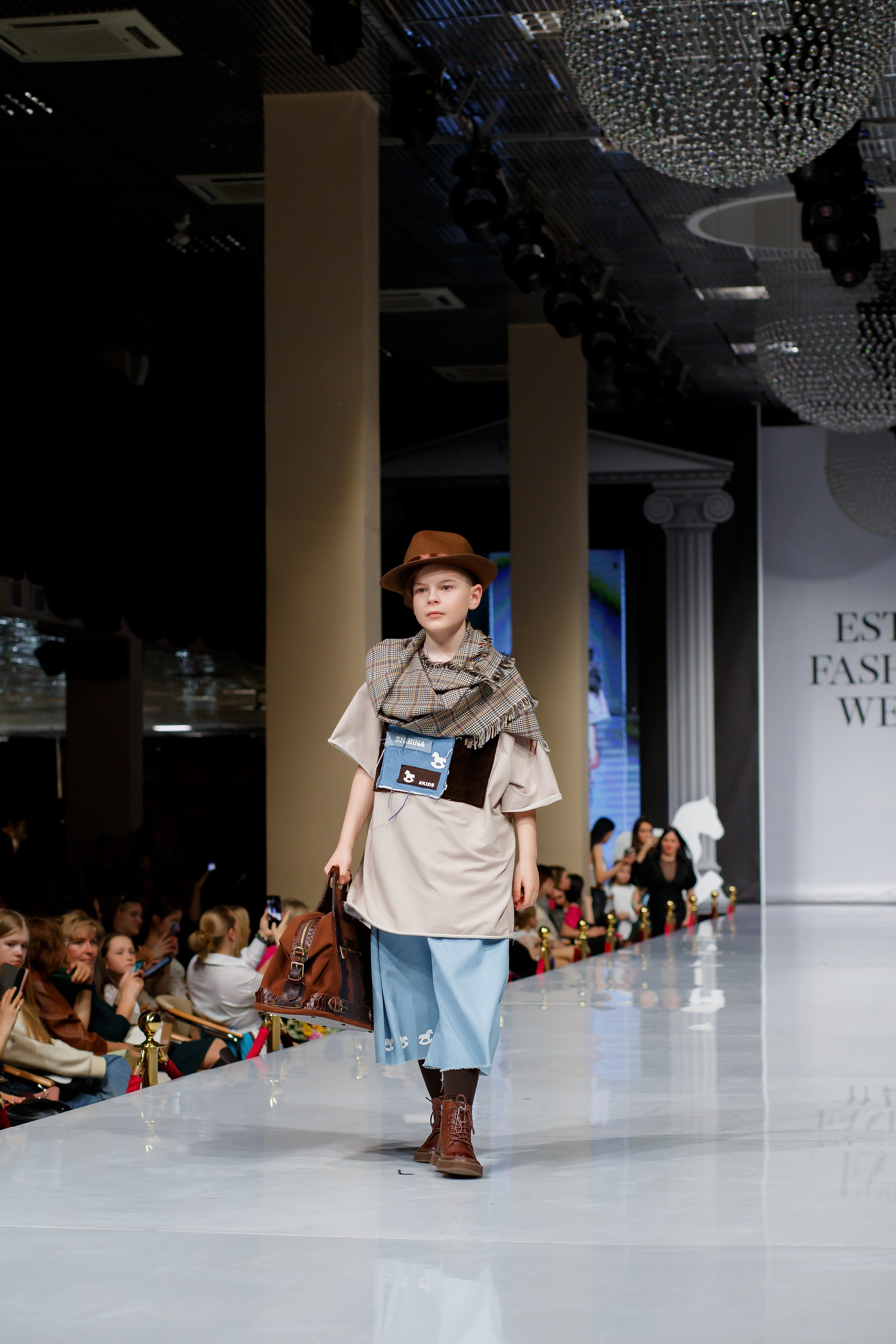 Показ дизайнера Надежды Шибиной на Estet Fashion Week. Фотограф в Подольске — Мария Бучнева